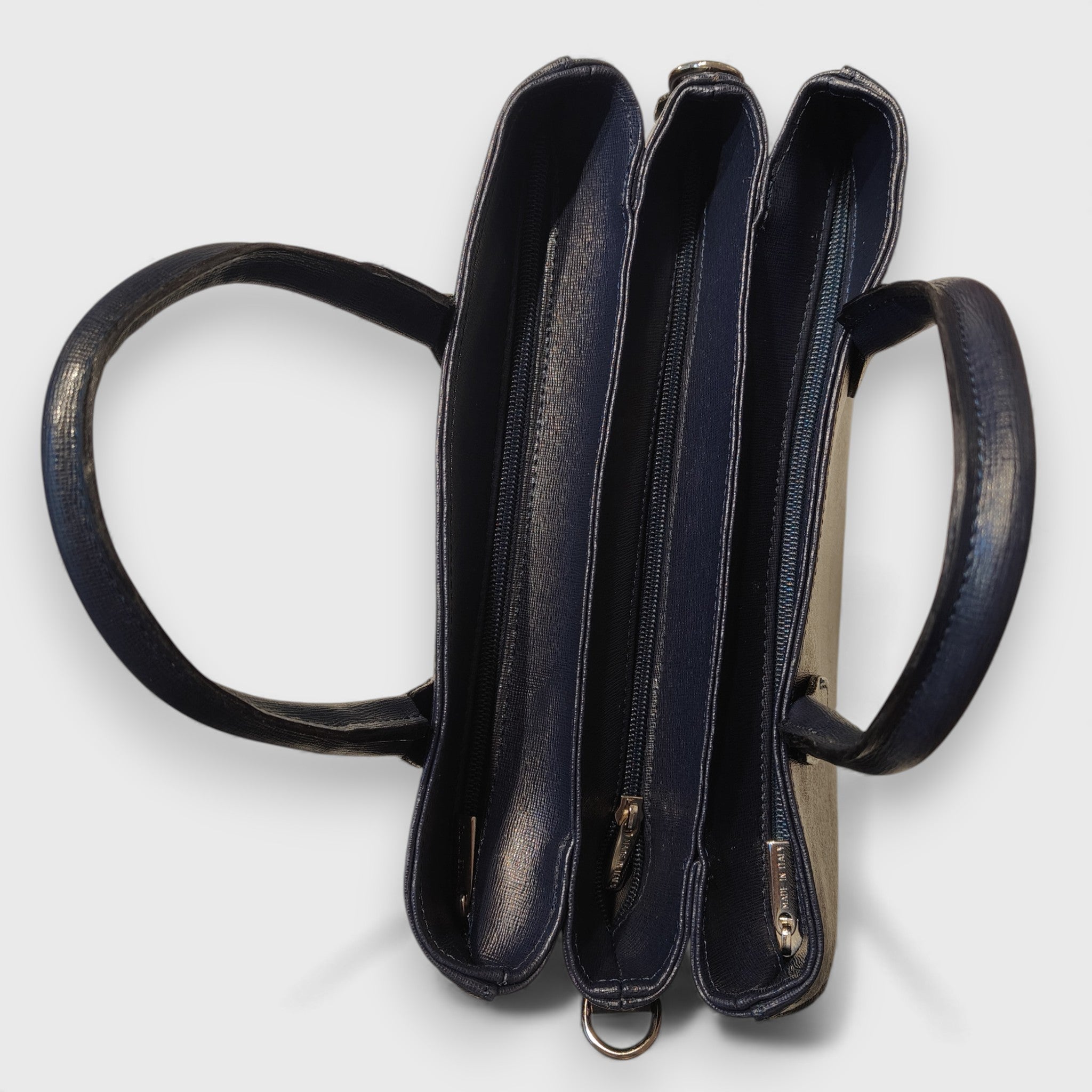 Pelletteria Pelle Nuda Milano, Artigianato italiano, vera pelle, negozio borse donna, 3 zip blu