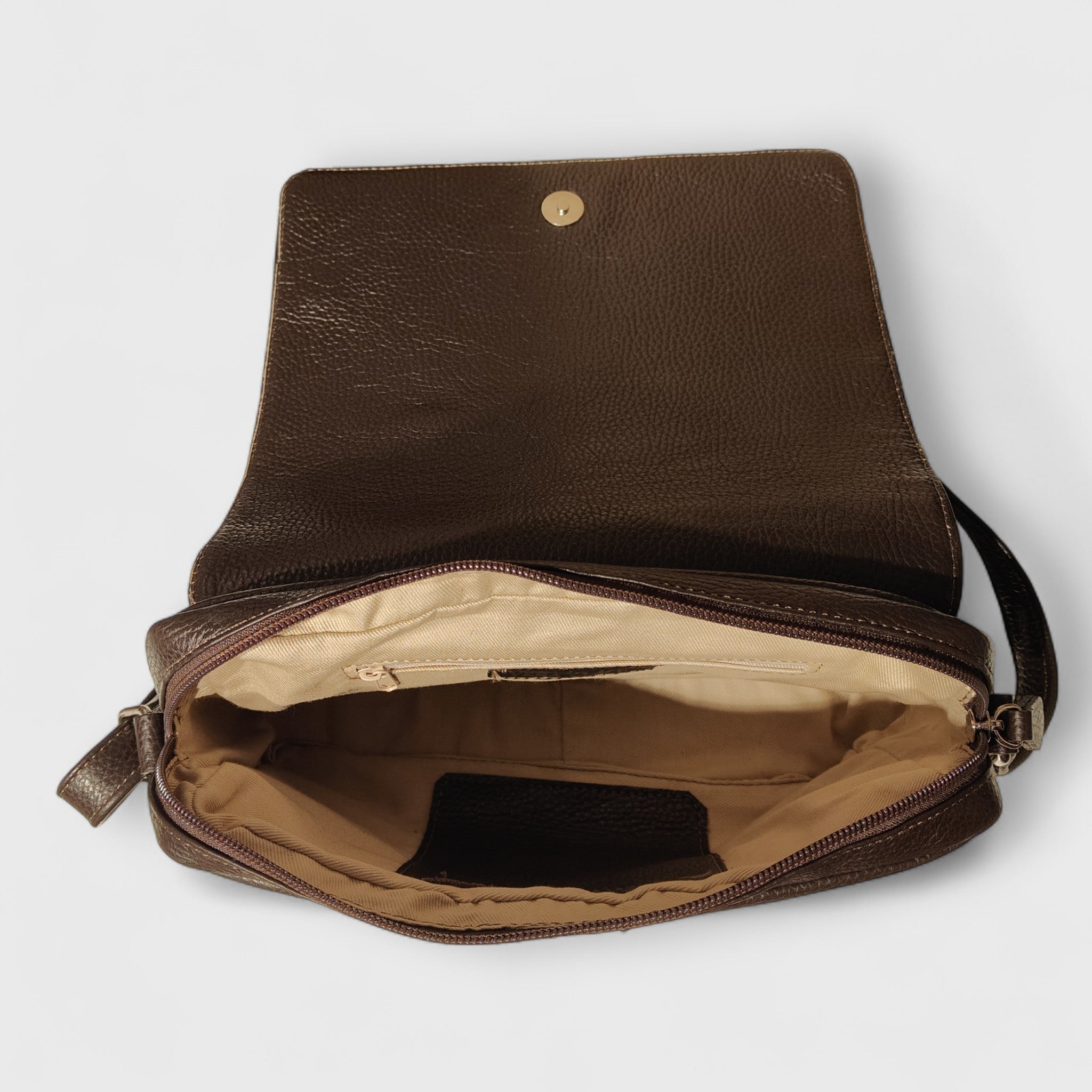 Pelletteria Pelle Nuda Milano, Artigianato Italiano, Vera pelle, Negozio borse donna, Aida marrone scuro