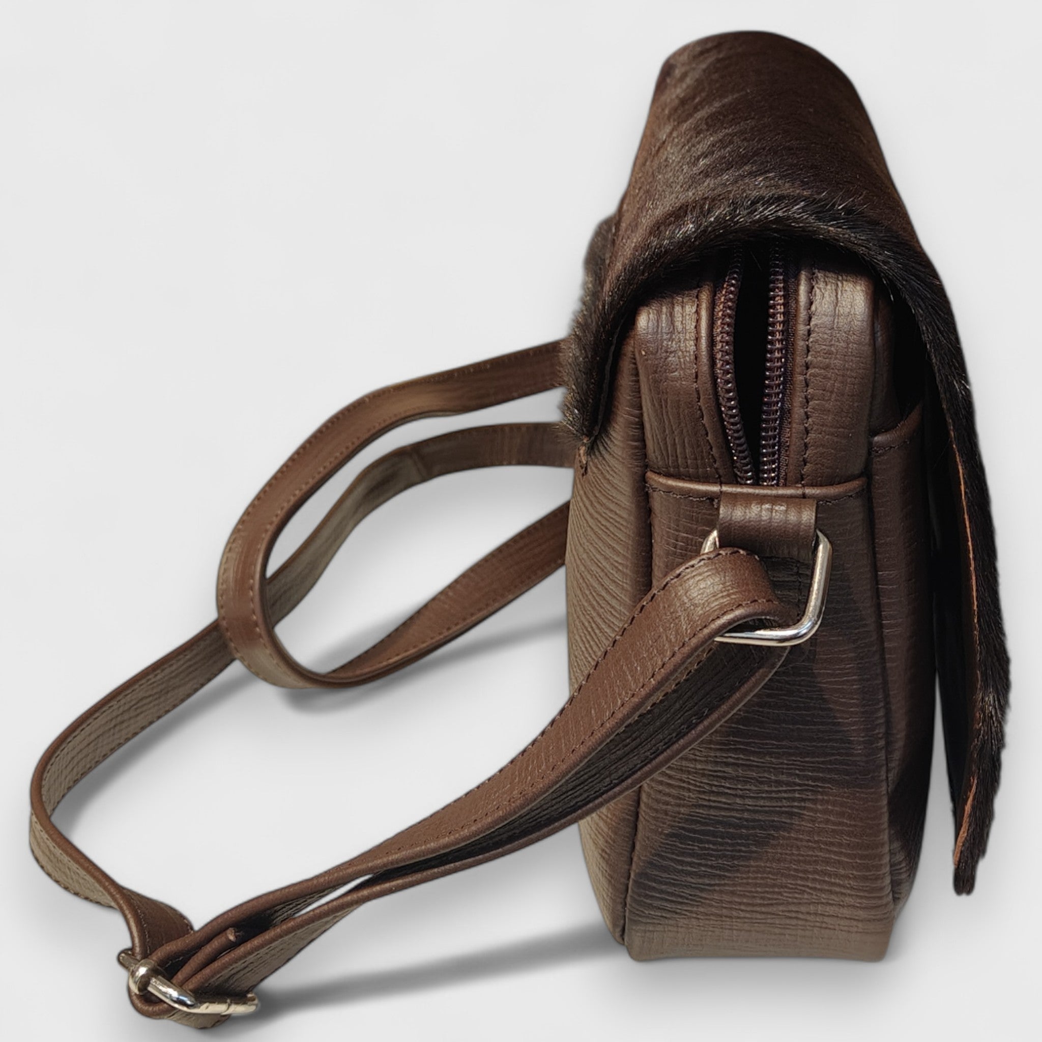 Pelletteria Pelle Nuda Milano, Artigianato Italiano, Vera pelle, Negozio borse donna, Aida marrone cavallino