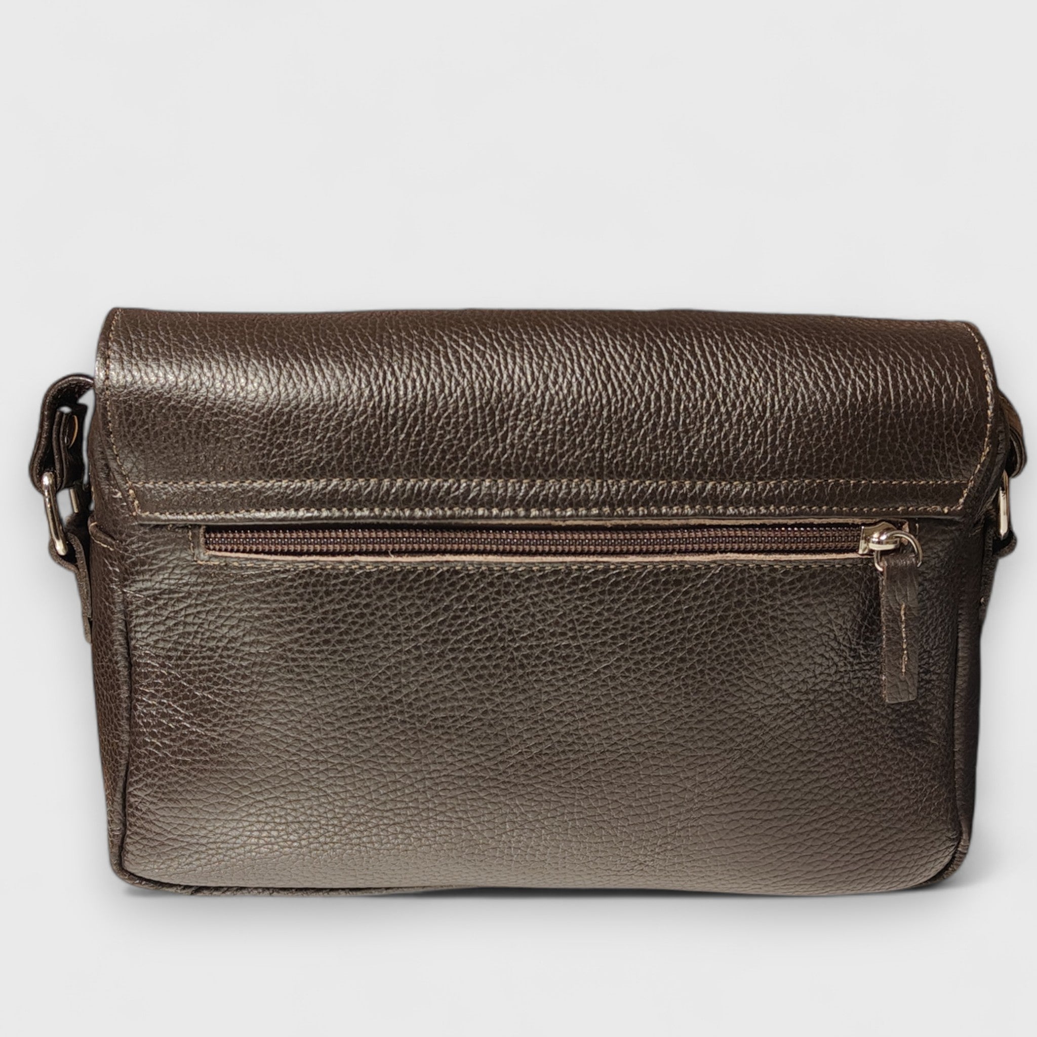 Pelletteria Pelle Nuda Milano, Artigianato Italiano, Vera pelle, Negozio borse donna, Aida marrone scuro