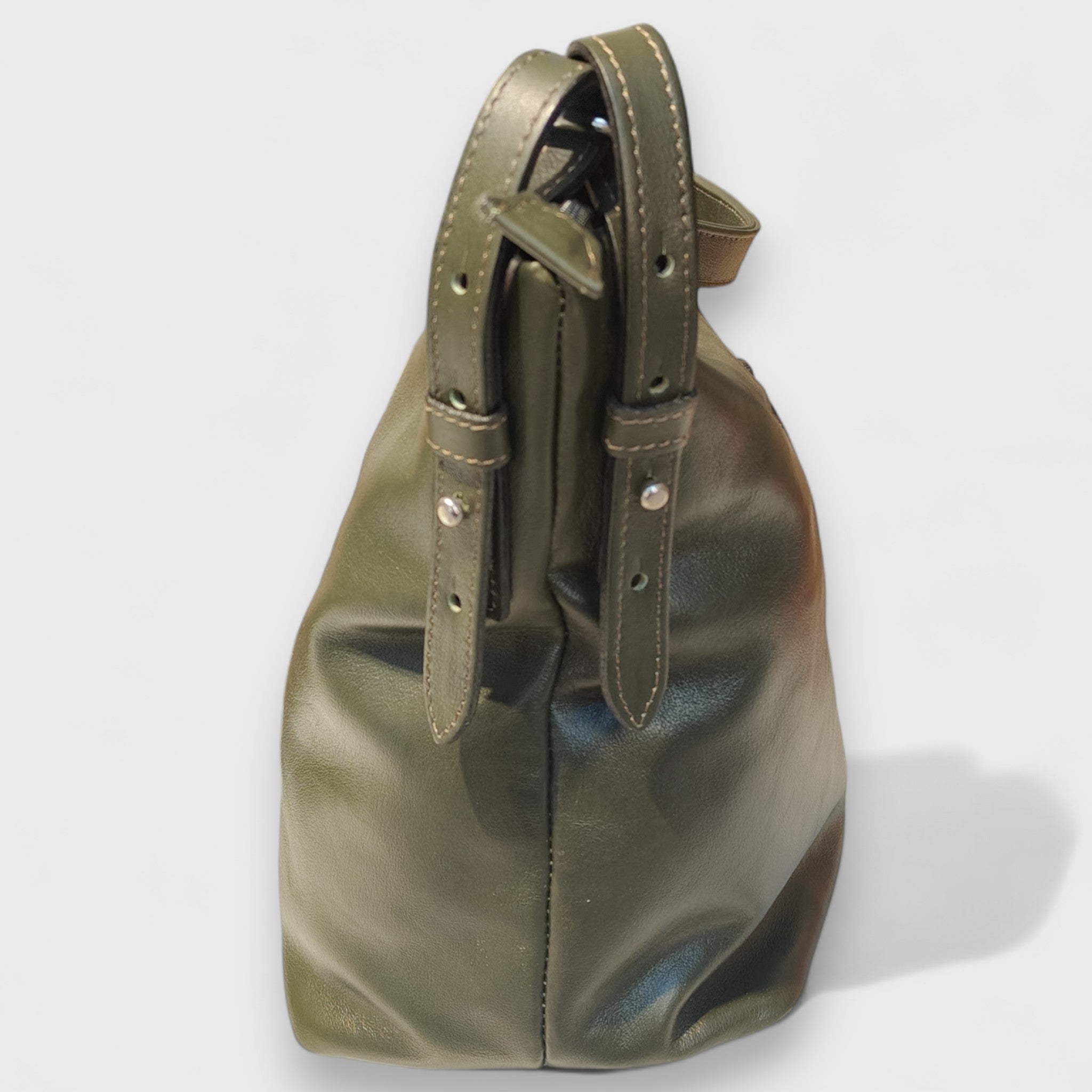 Pelletteria Pelle Nuda Milano, Artigianato Italiano, Vera Pelle, Negozio borse donna, Alessandra verde