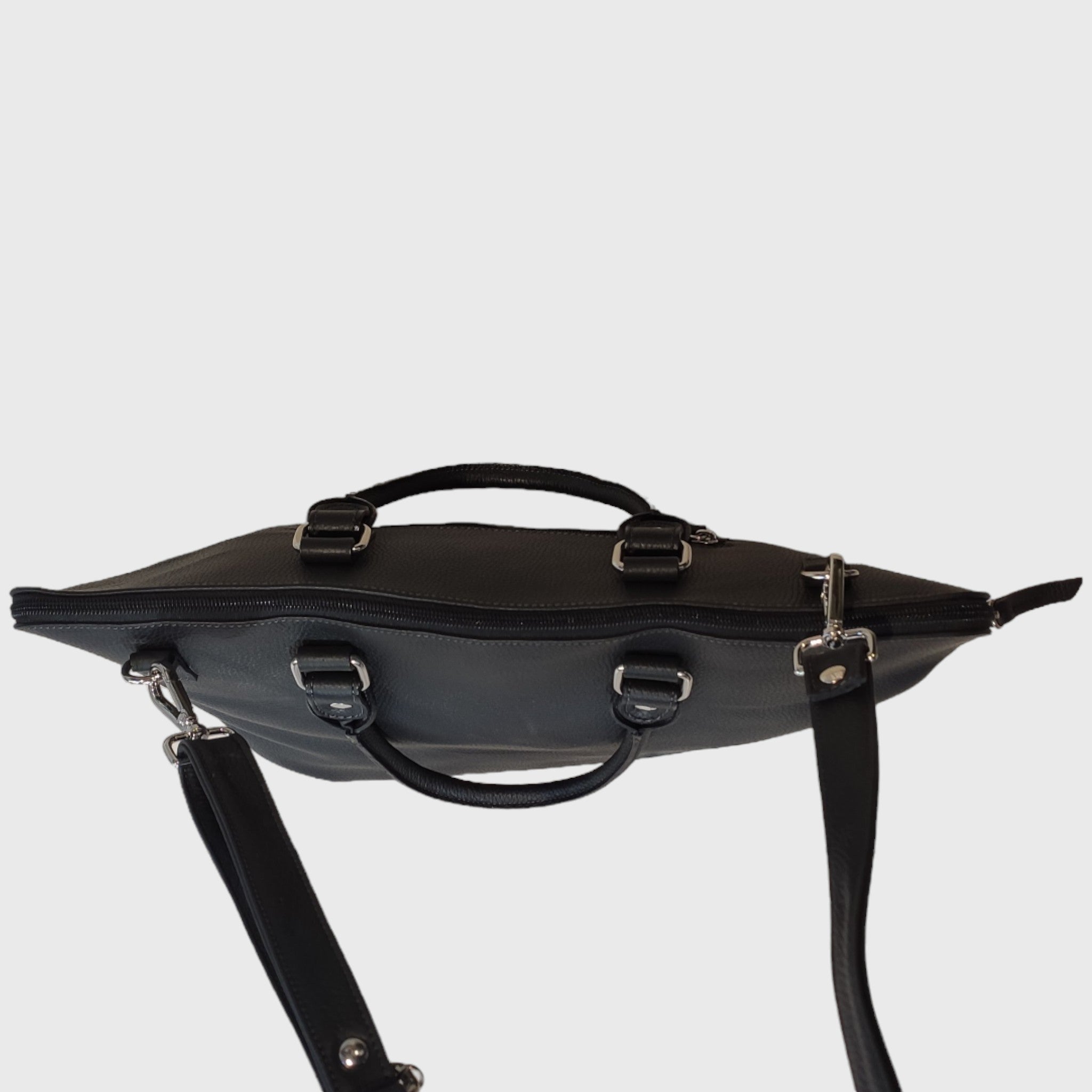 Pelletteria Pelle Nuda Milano, vera pelle, borsa porta computer Alessia nero