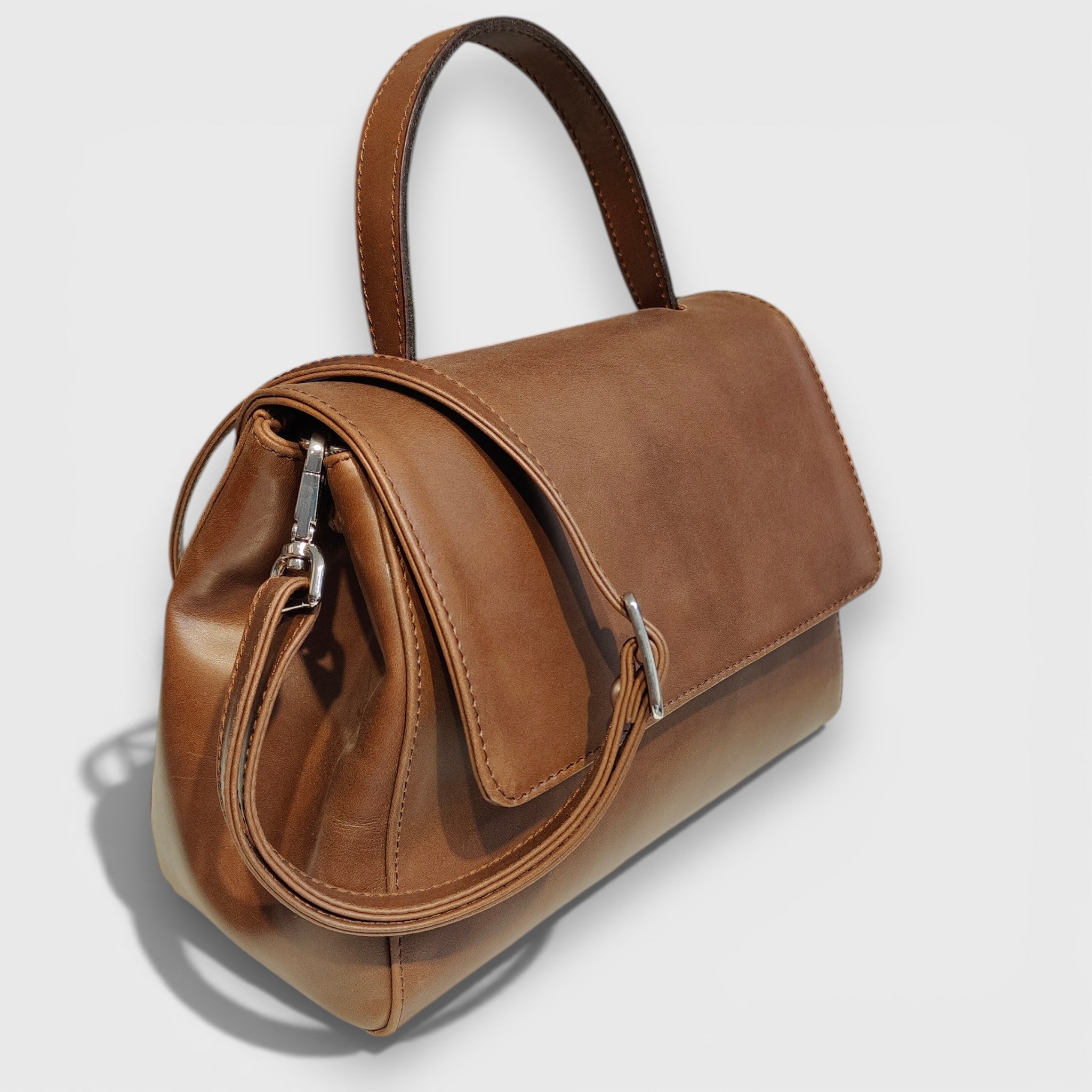 Pelletteria Pelle Nuda Milano, Artigianato Italiano, Vera pelle, Negozio borse donna, Amor marrone