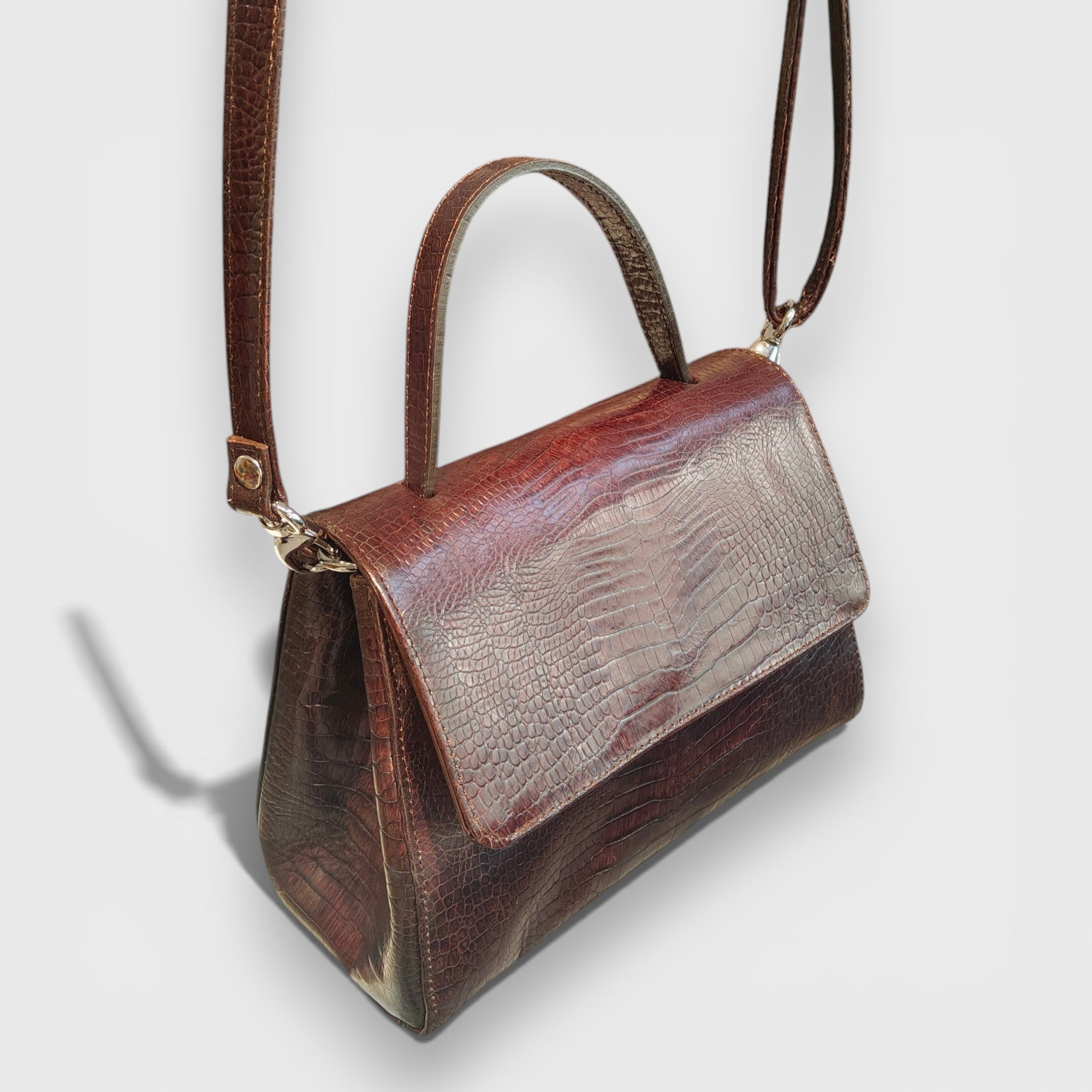 Pelletteria Pelle Nuda Milano, Artigianato Italiano, Vera pelle, Negozio borse donna, Amor marrone cocco