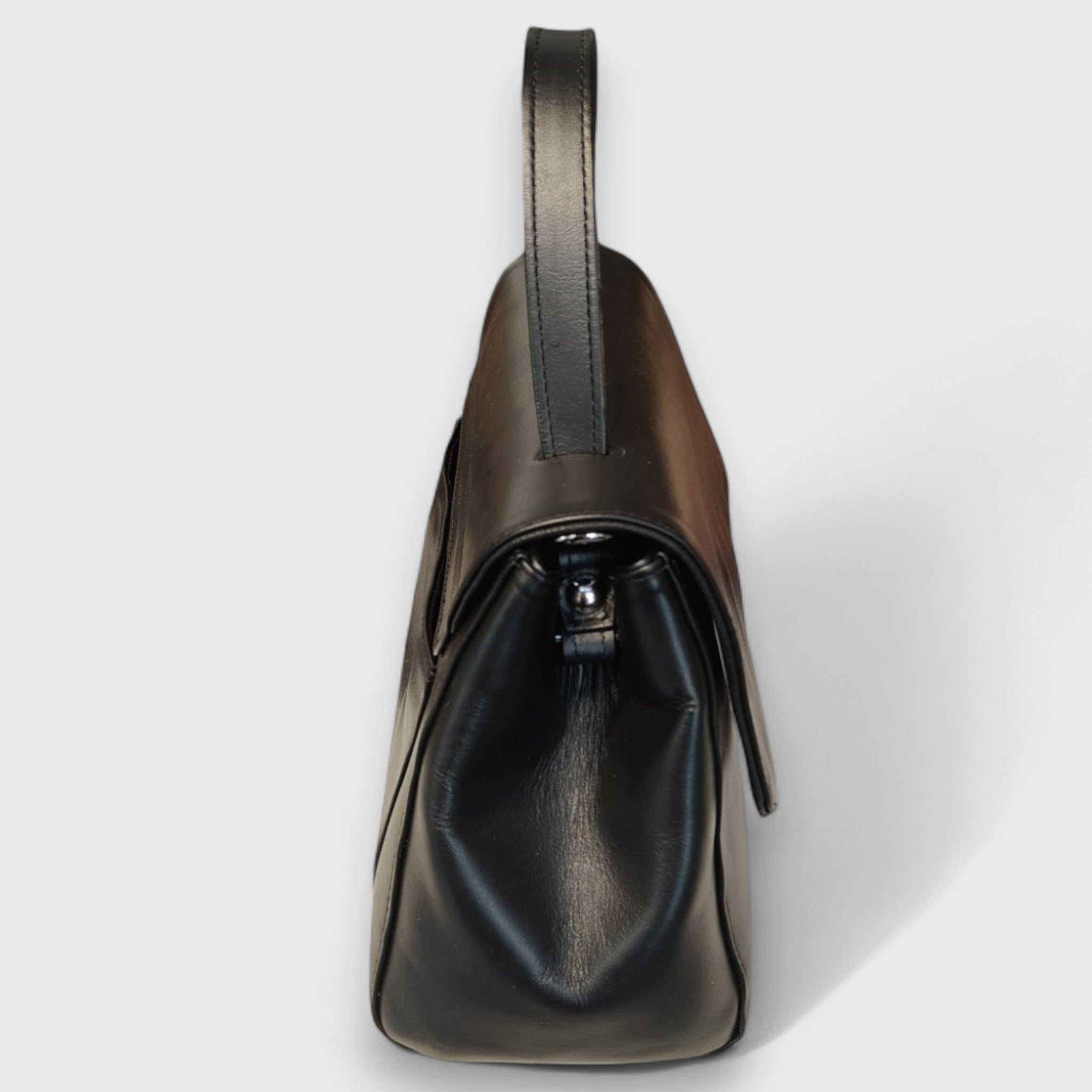 Pelletteria Pelle Nuda Milano, Artigianato Italiano, vera pelle, Negozio Borse donna, Amor nero