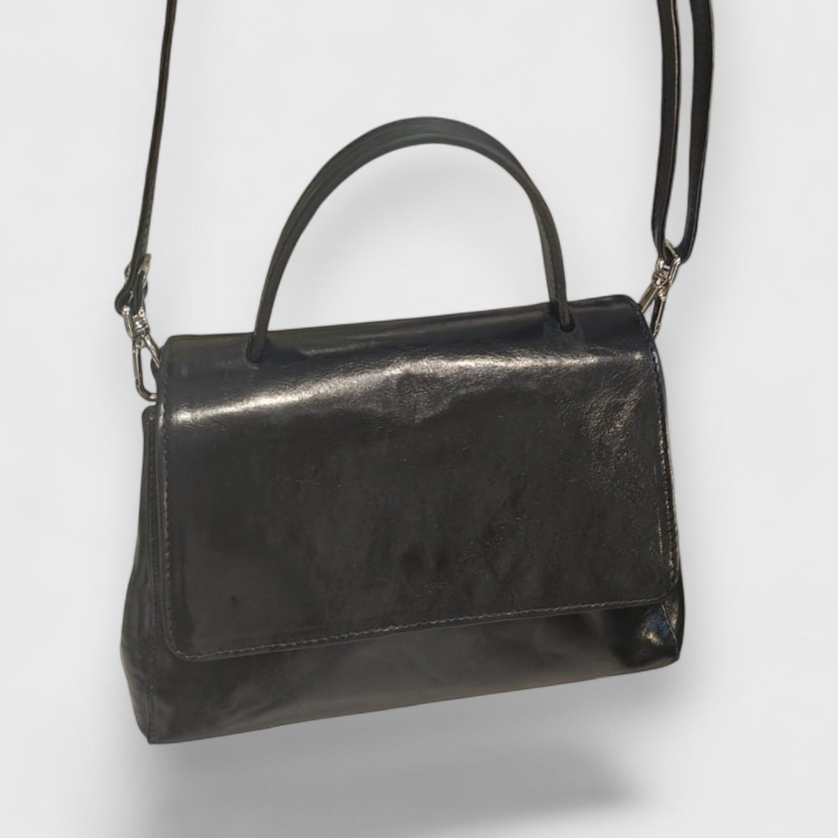 Pelletteria Pelle Nuda Milano, vera pelle italiana, Negozio borse donna, Amor nero lucido