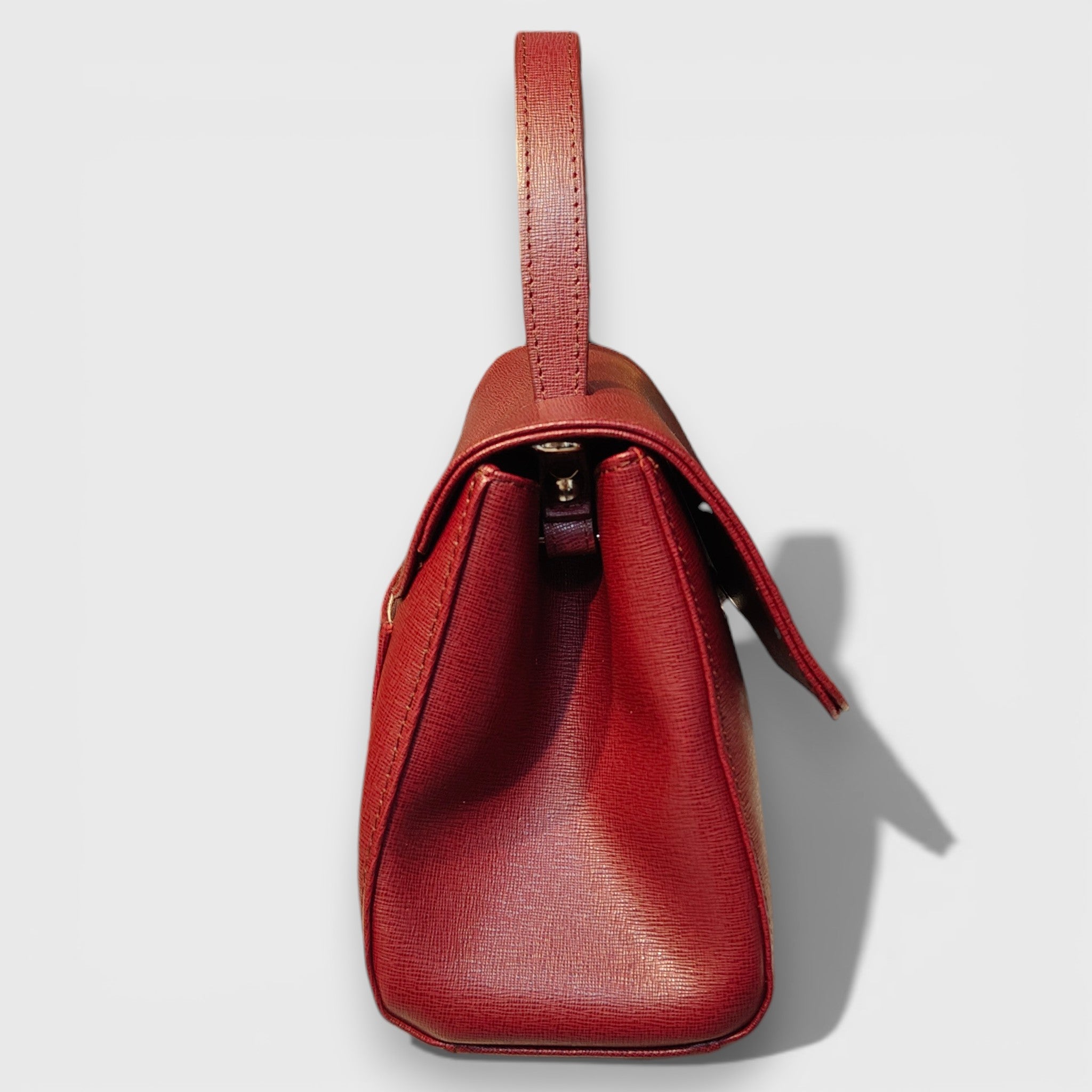 Pelletteria Pelle Nuda Milano, Artigianato Italiano, Vera pelle, Negozio borse donna, Amor rosso scuro