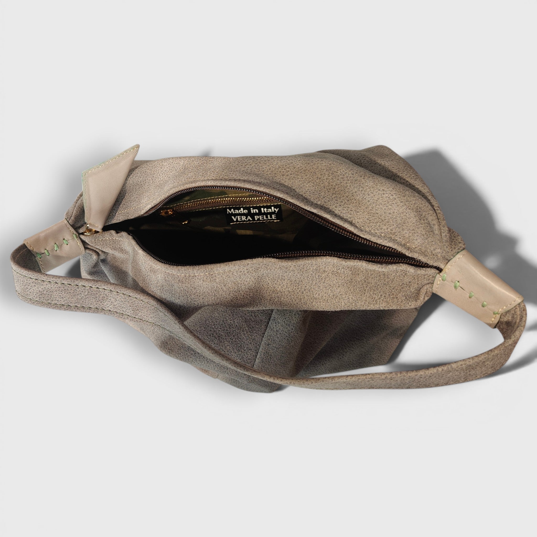 Pelletteria Pelle Nuda Milano, Vera pelle Italiana, Negozio borse donna, Arisa Piccola grigio