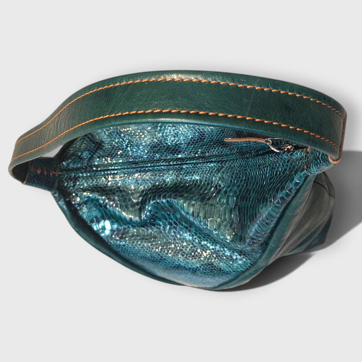Pelletteria Pelle Nuda Milano, Vera pelle Italiana, Negozio borse donna, Arisa piccola verde