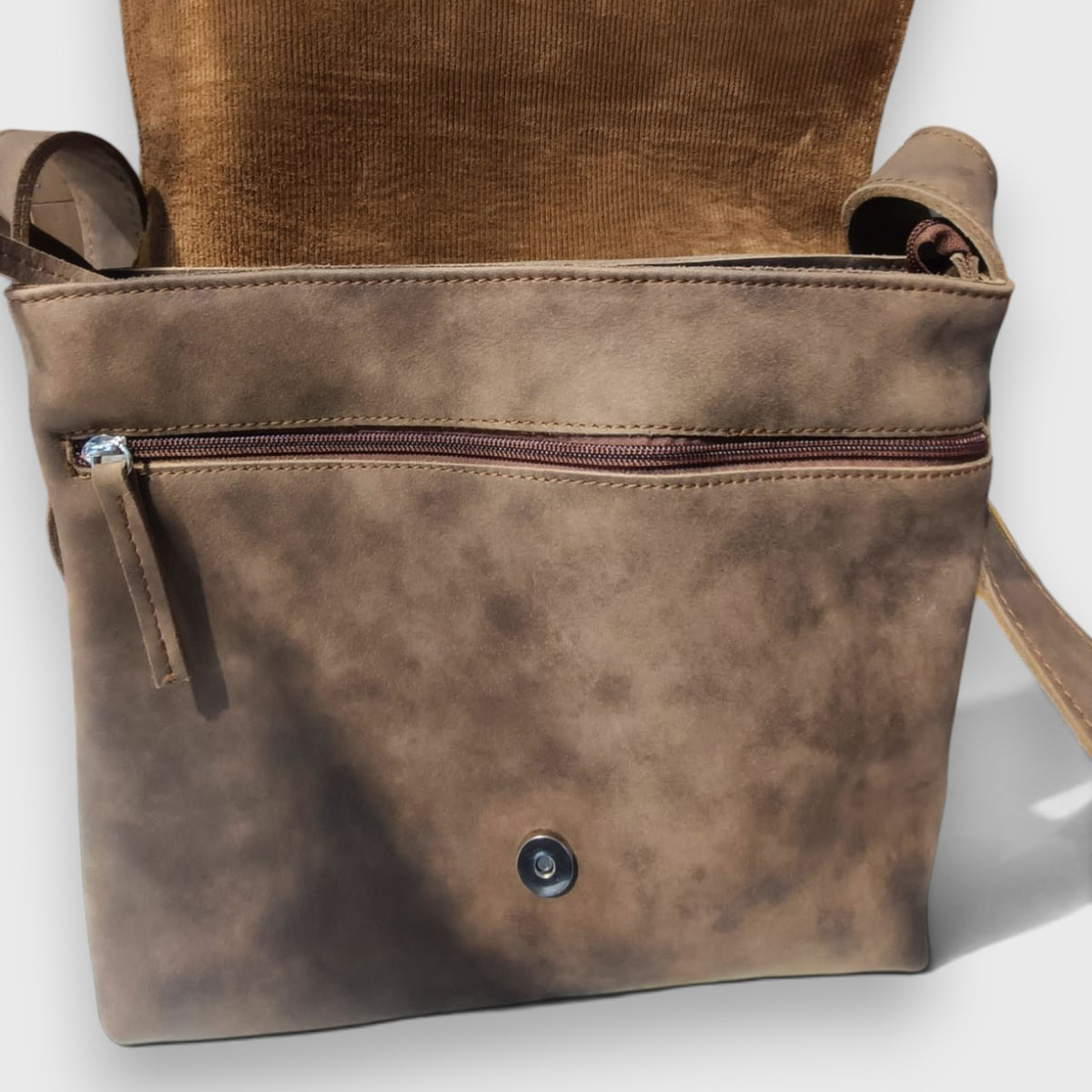 Pellettria Pelle Nuda Milano, Vera pelle Italiana, Negozio borse uomo, Asti marrone