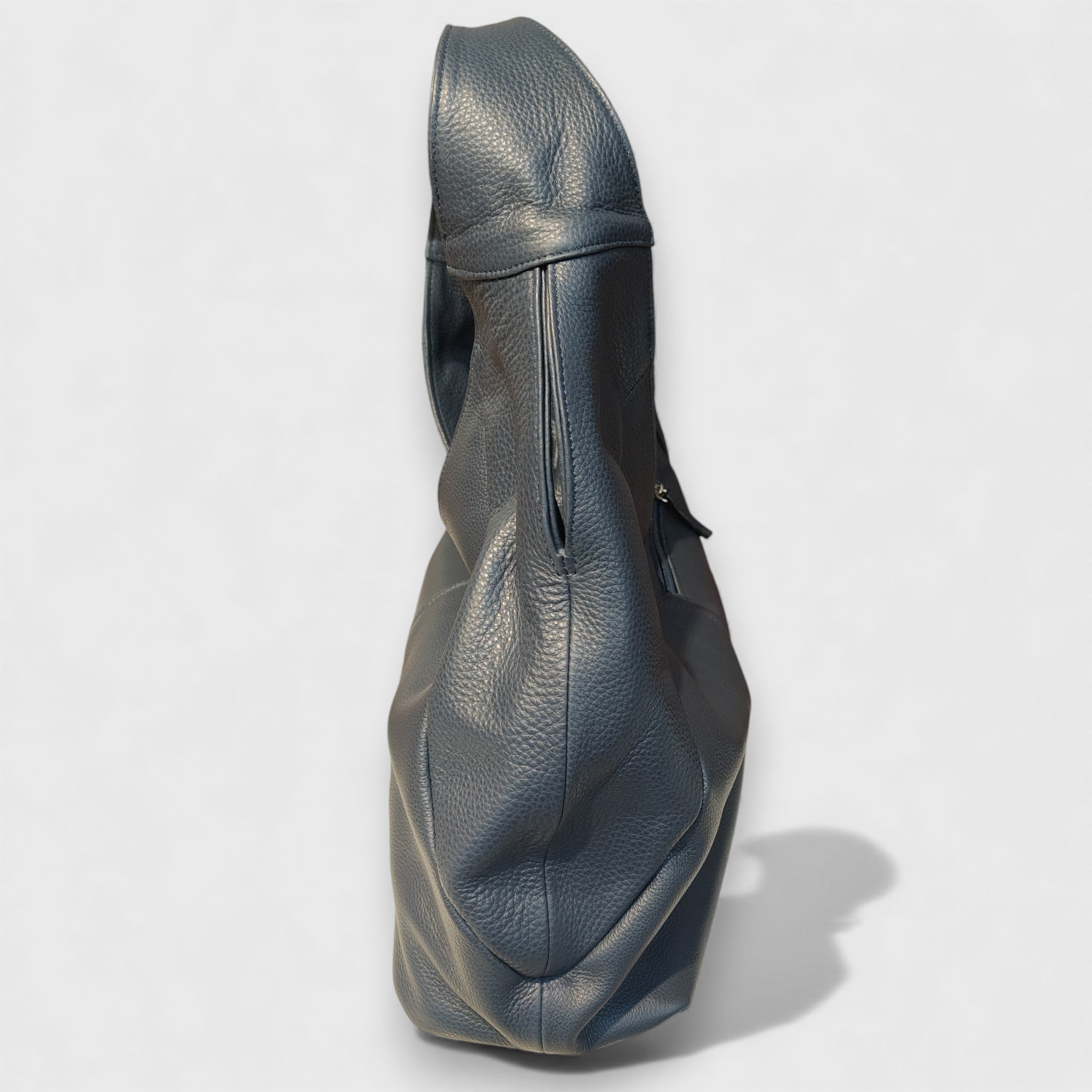 Pelletteria Pelle Nuda Milano, Artigianato Italiano, Vera pelle, Negozio borse donna, Barchetta Blu