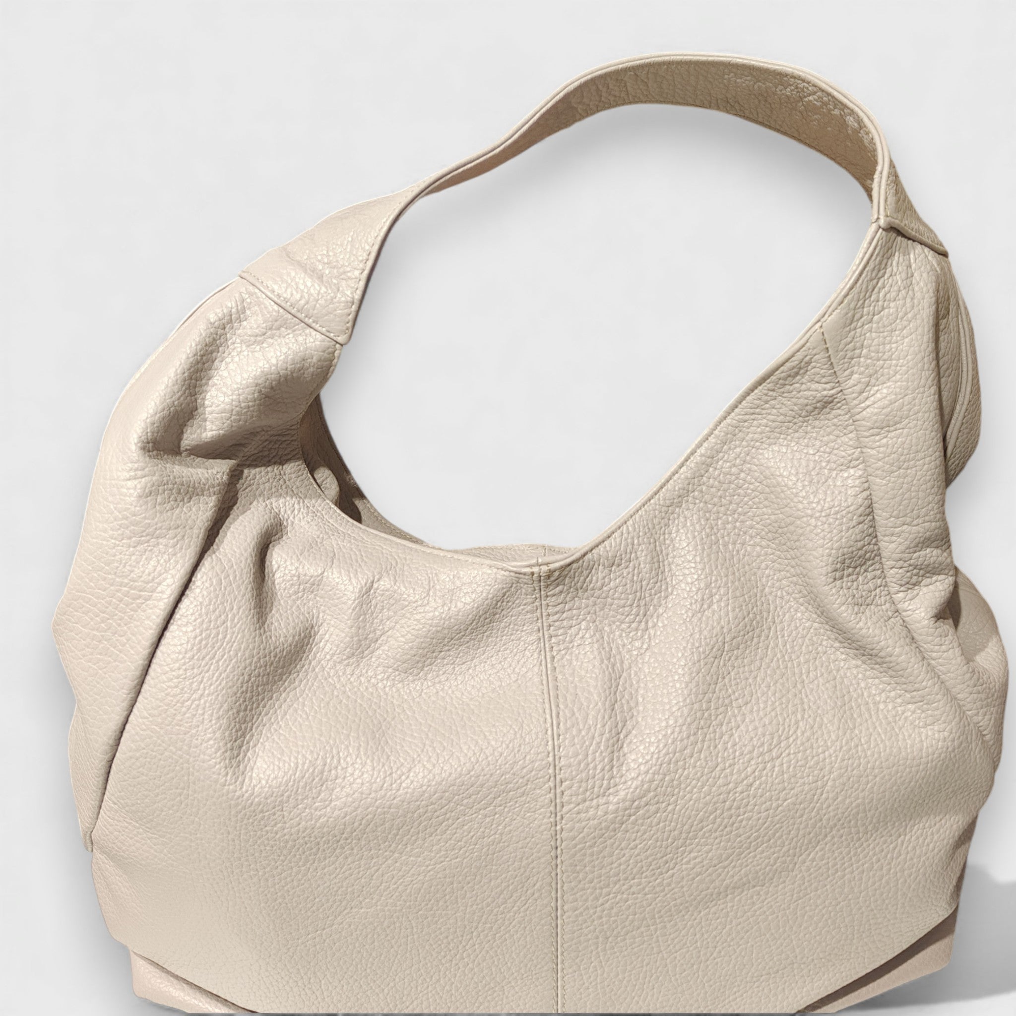 Pelletteria Pelle Nuda Milano, Artigianato Italiano, Vera pelle, Negozio borse donna, Barchetta grigio