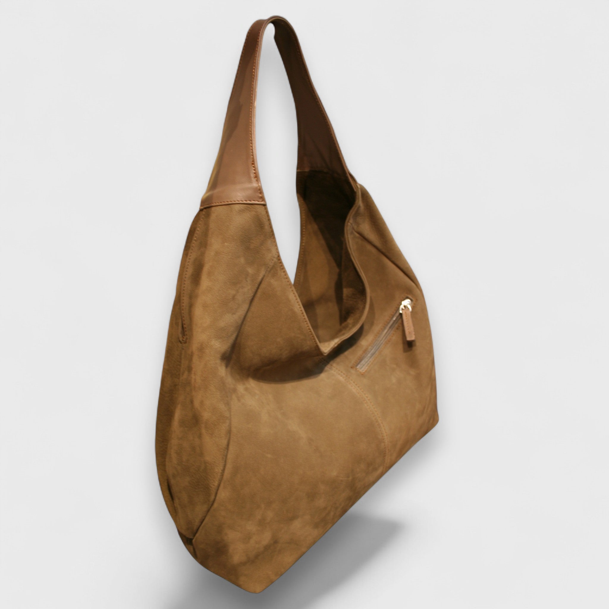 Pelletteria Pelle Nuda Milano, Artigianato Italiano, Vera Pelle, Negozio borse donna, Barchetta nabuk marrone