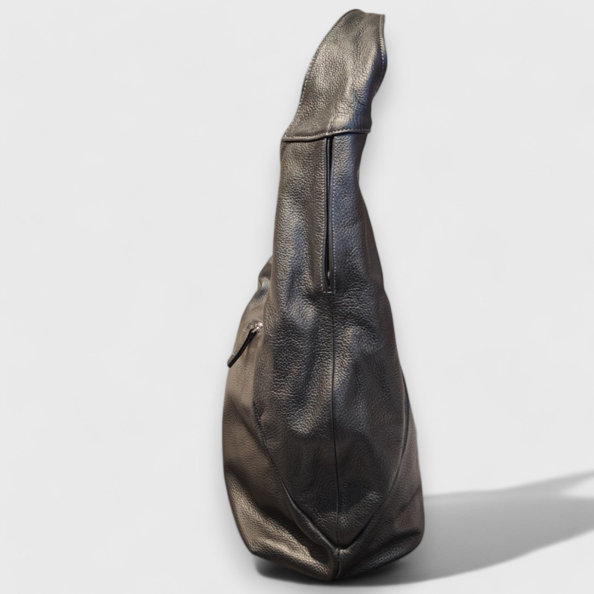 Pelletteria Pelle Nuda Milano, artigianato Italiano, vera pelle, borsa donna, Barchetta nera