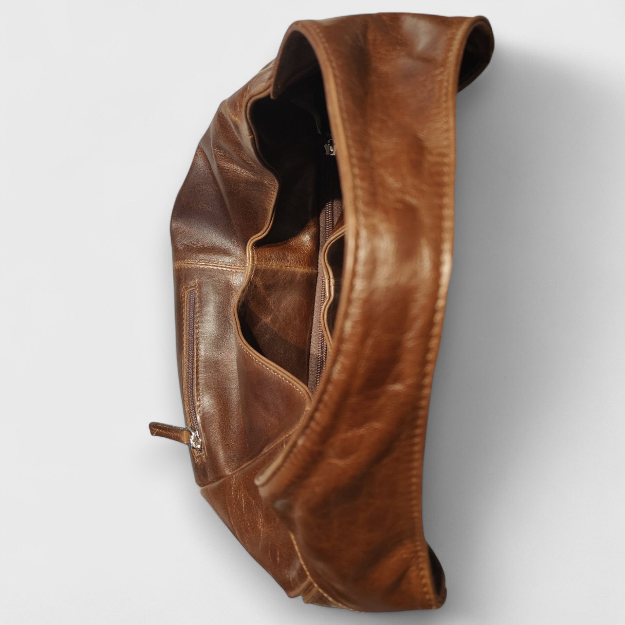 Pelletteria Pelle Nuda Milano, Artigianato Italiano, Vera pelle, Negozio borse donna, Barchetta testa di moro