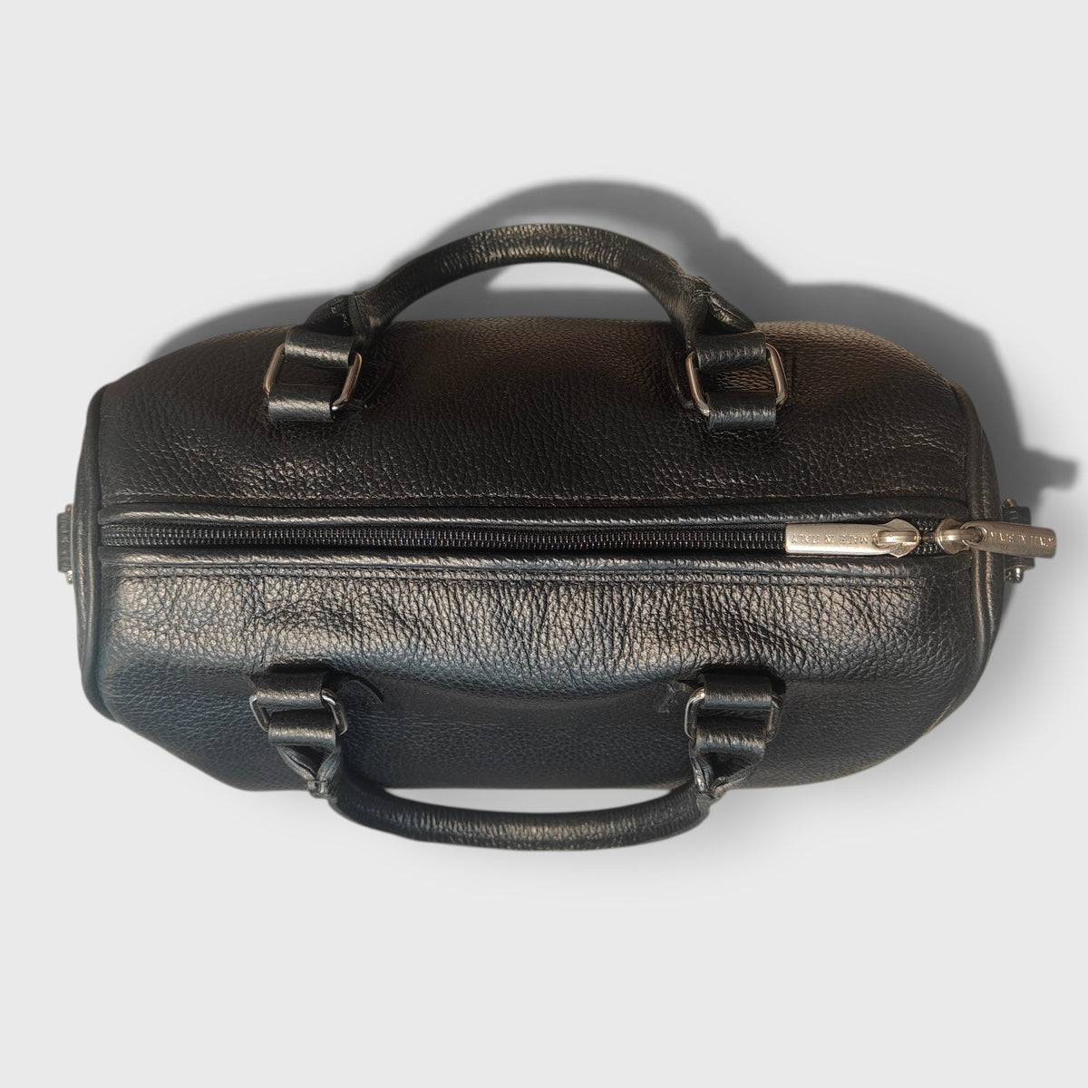Pelletteria Pelle Nuda Milano, Vera pelle Italiana, Negozio borse donna, Baule medio nero