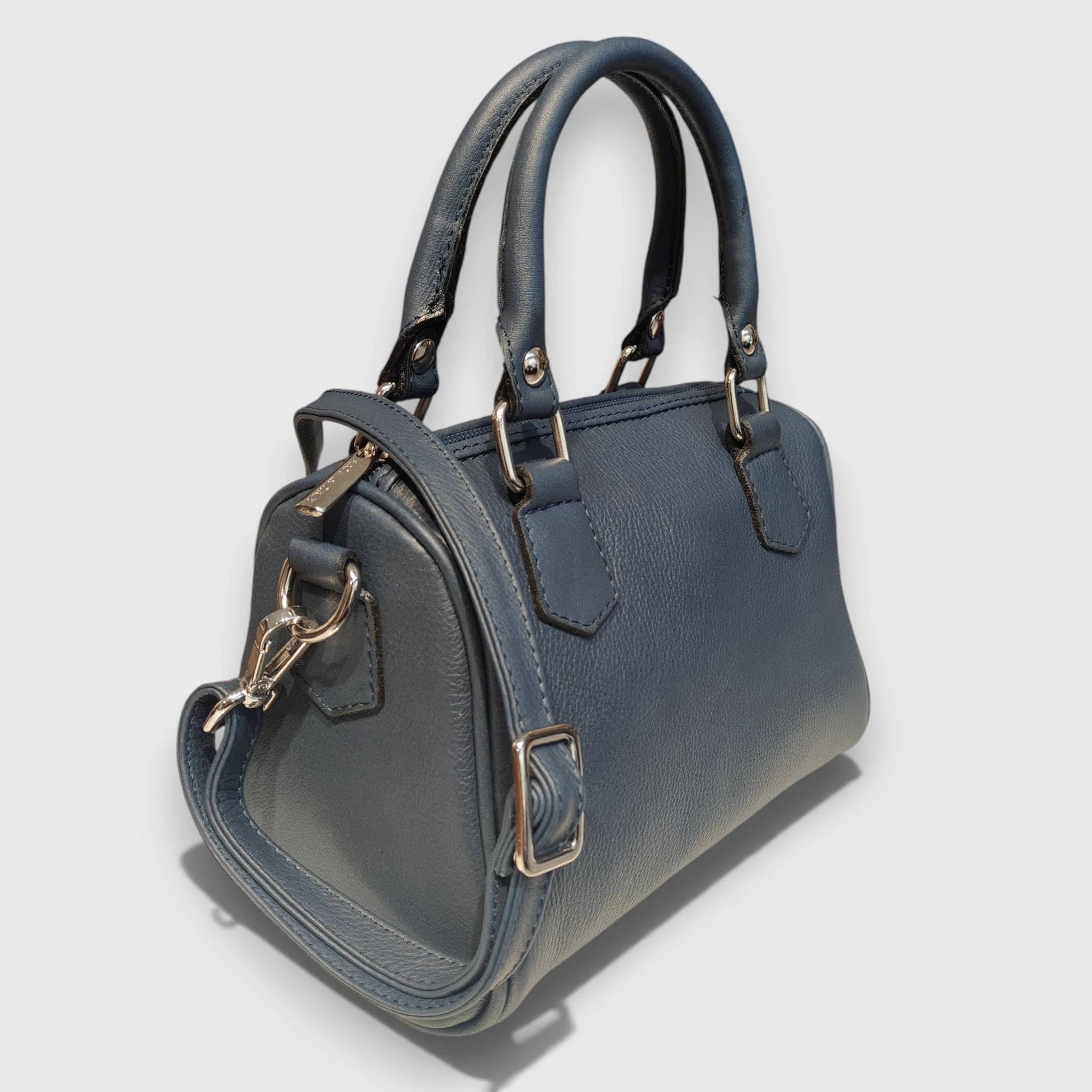 Pelletteria Pelle Nuda Milano, Artigianato Italiano, Vera pelle, Negozio borse donna, Bauletto Mini blu