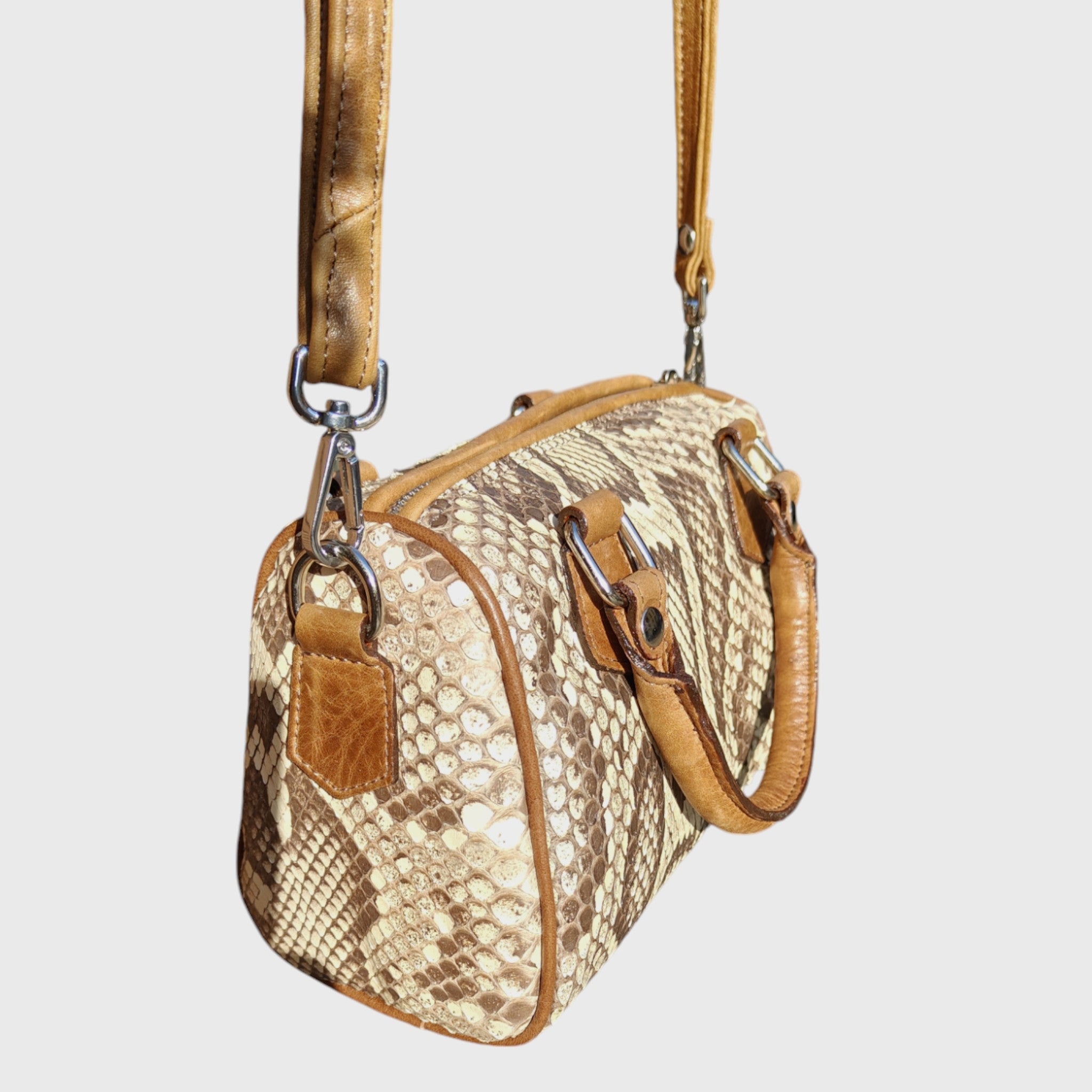 Pelletteria Pelle Nuda Milano, Artigianato italiano, borsa donna, vera pelle, Bauletto mini pitone