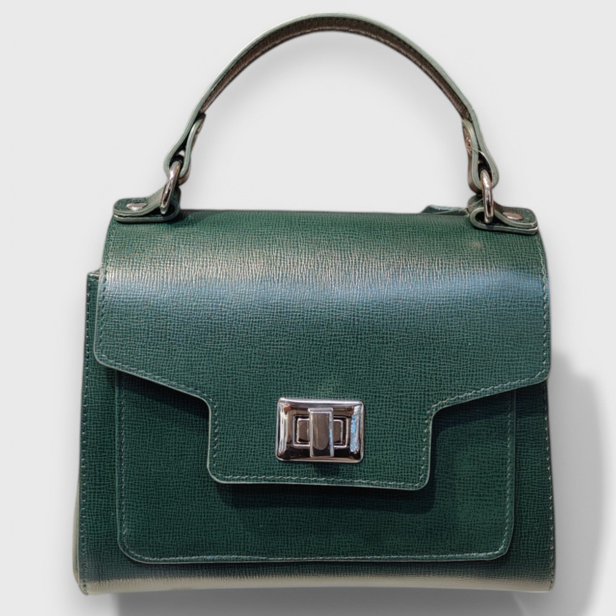 Pelletteria Pelle Nuda Milano, artigianato italiano, vera pelle, negozio borse donna, Bomboniera Alda verde