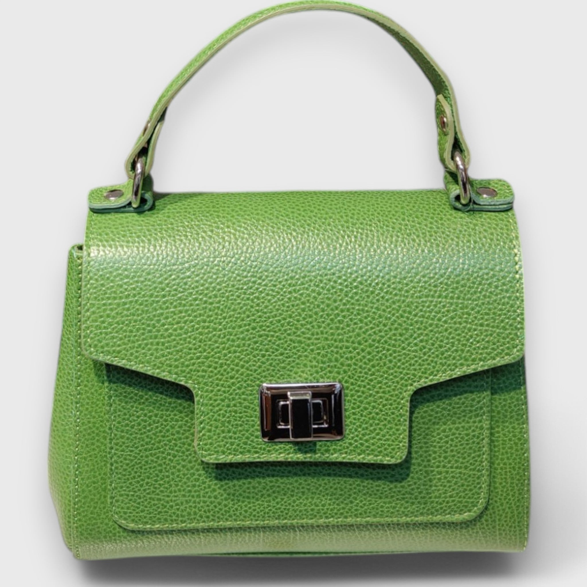 Pelletteria Pelle Nuda Milano, artigianato italiano, vera pelle, negozio borse donna, Bomboniera Alda verde