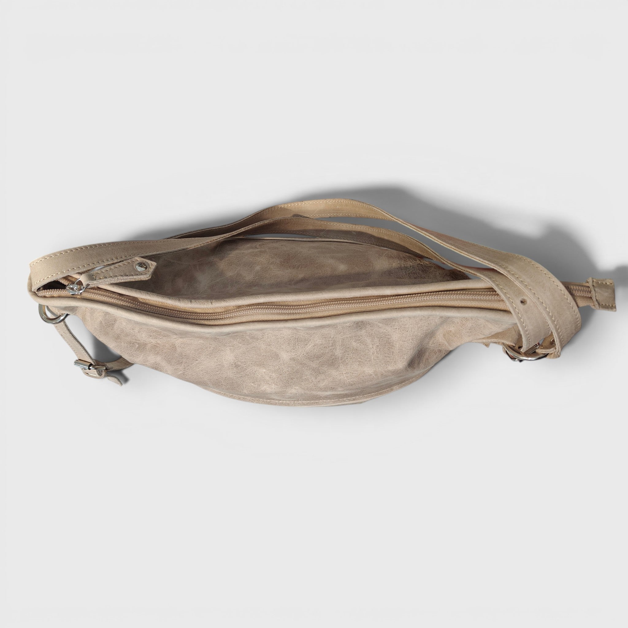 Pelletteria Pelle Nuda Milano, Vera pelle italiana, Negozio borse donna, Borsa zaino grigio