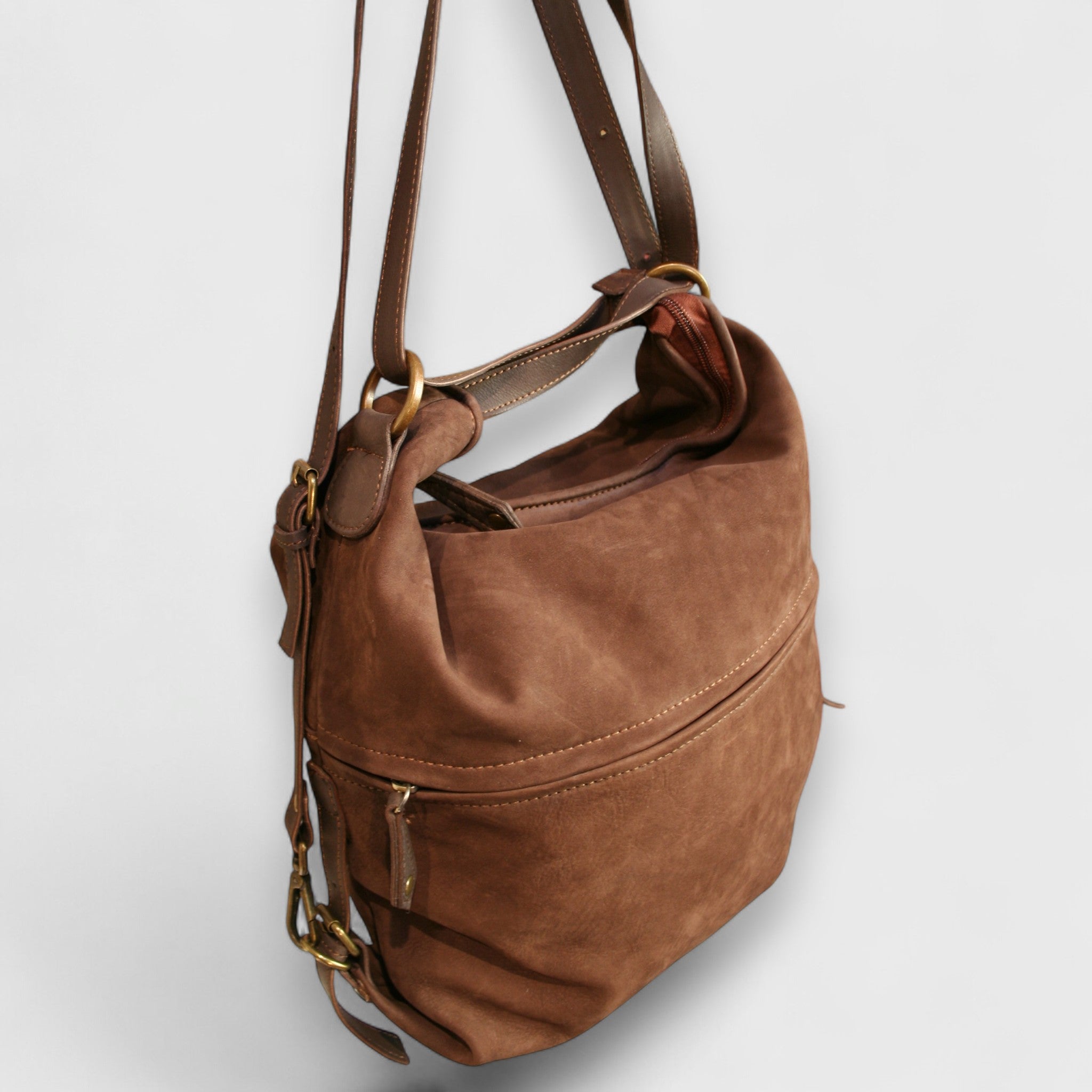 Pelletteria Pelle Nuda Milano, Artigianato Italiano, Vera pelle, Negozio borse donna, Borsa Zaino nabuk