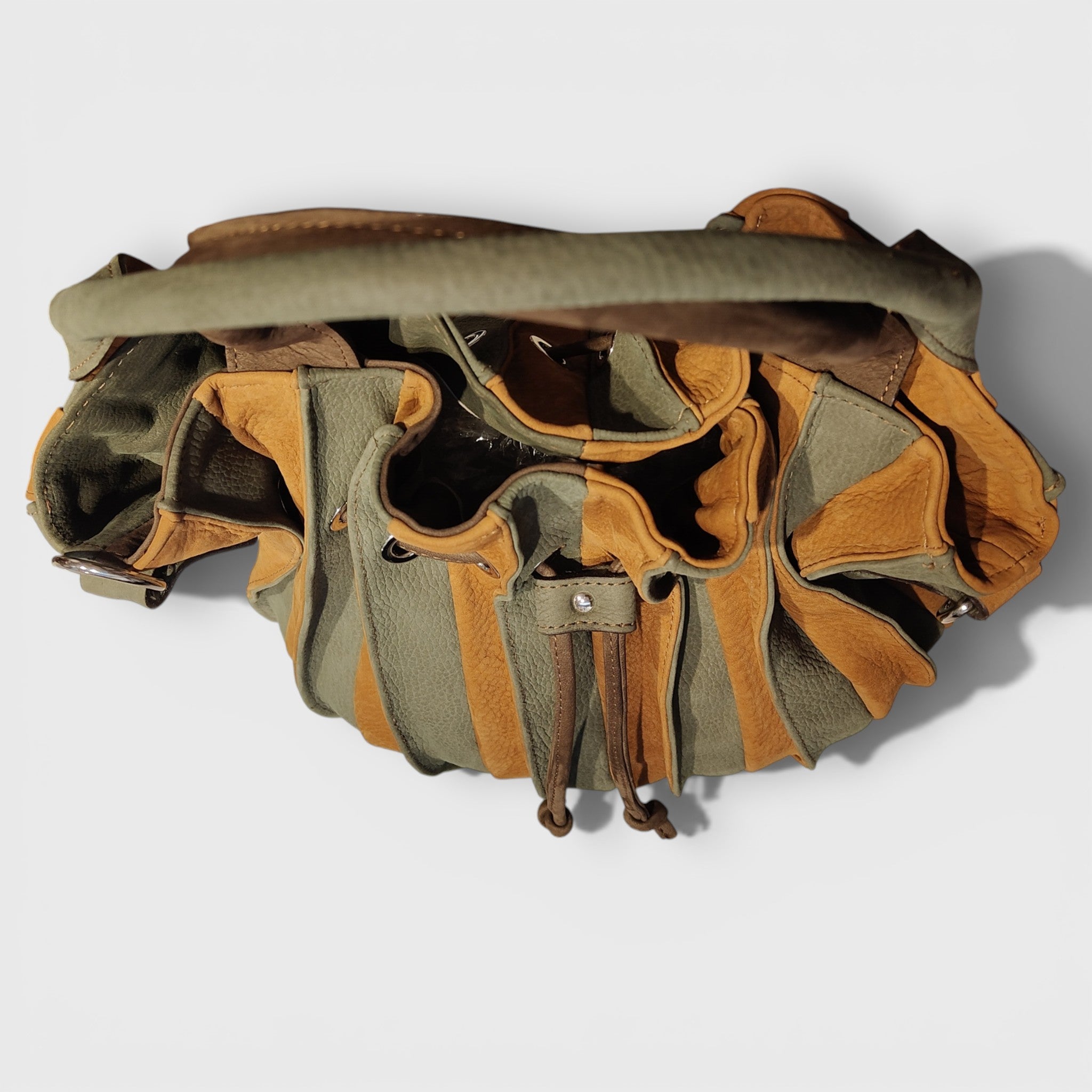 Pelletteria Pelle Nuda Milano, Artigianato italiano, Vera pelle, Negozio borse donna, Caramella verde