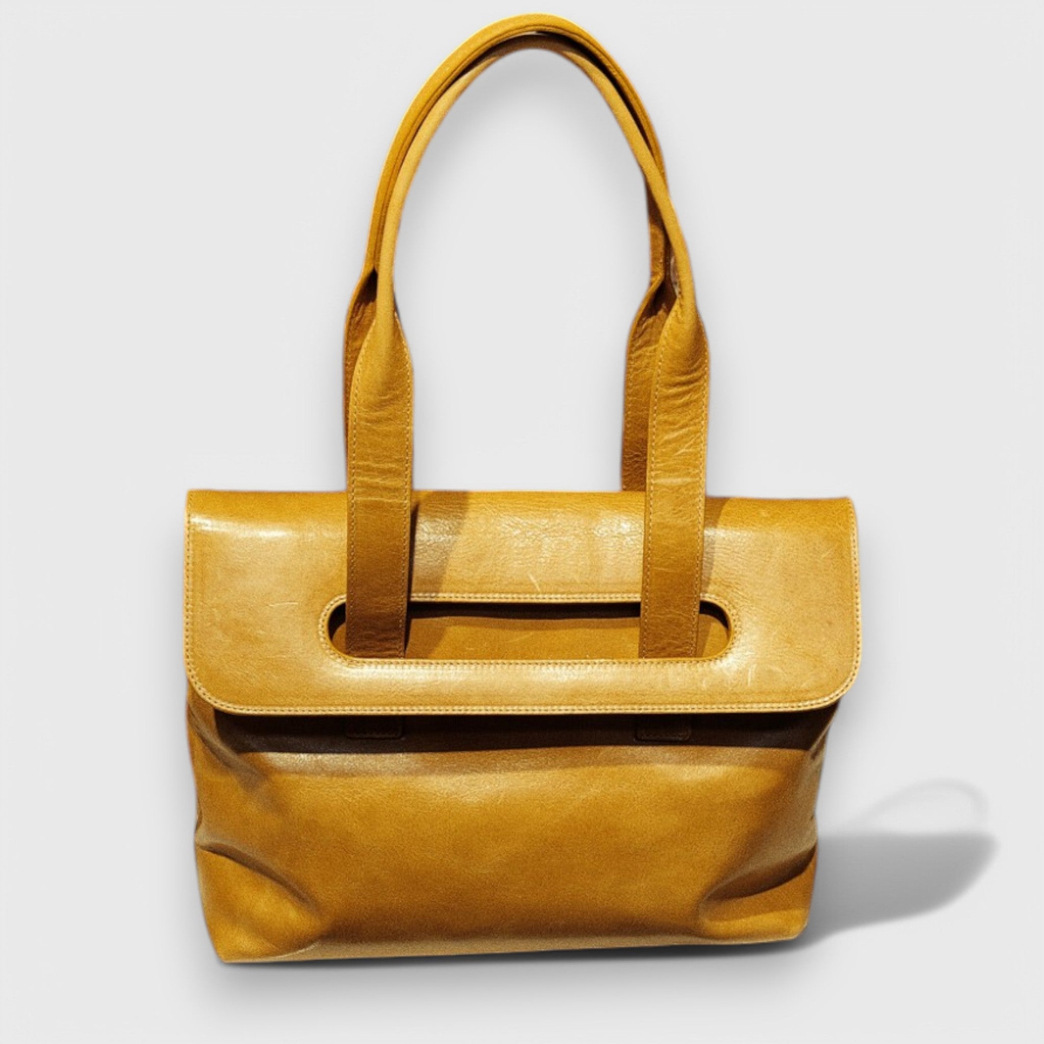 Pelletteria Pelle Nuda Milano, Artigianato Italiano, Vera pelle, Negozio borse donna, Chiara media giallo