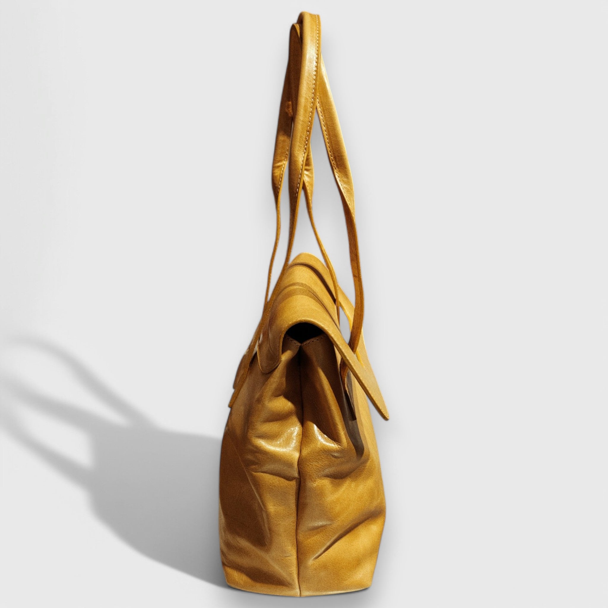 Pelletteria Pelle Nuda Milano, Artigianato Italiano, Vera pelle, Negozio borse donna, Chiara media giallo