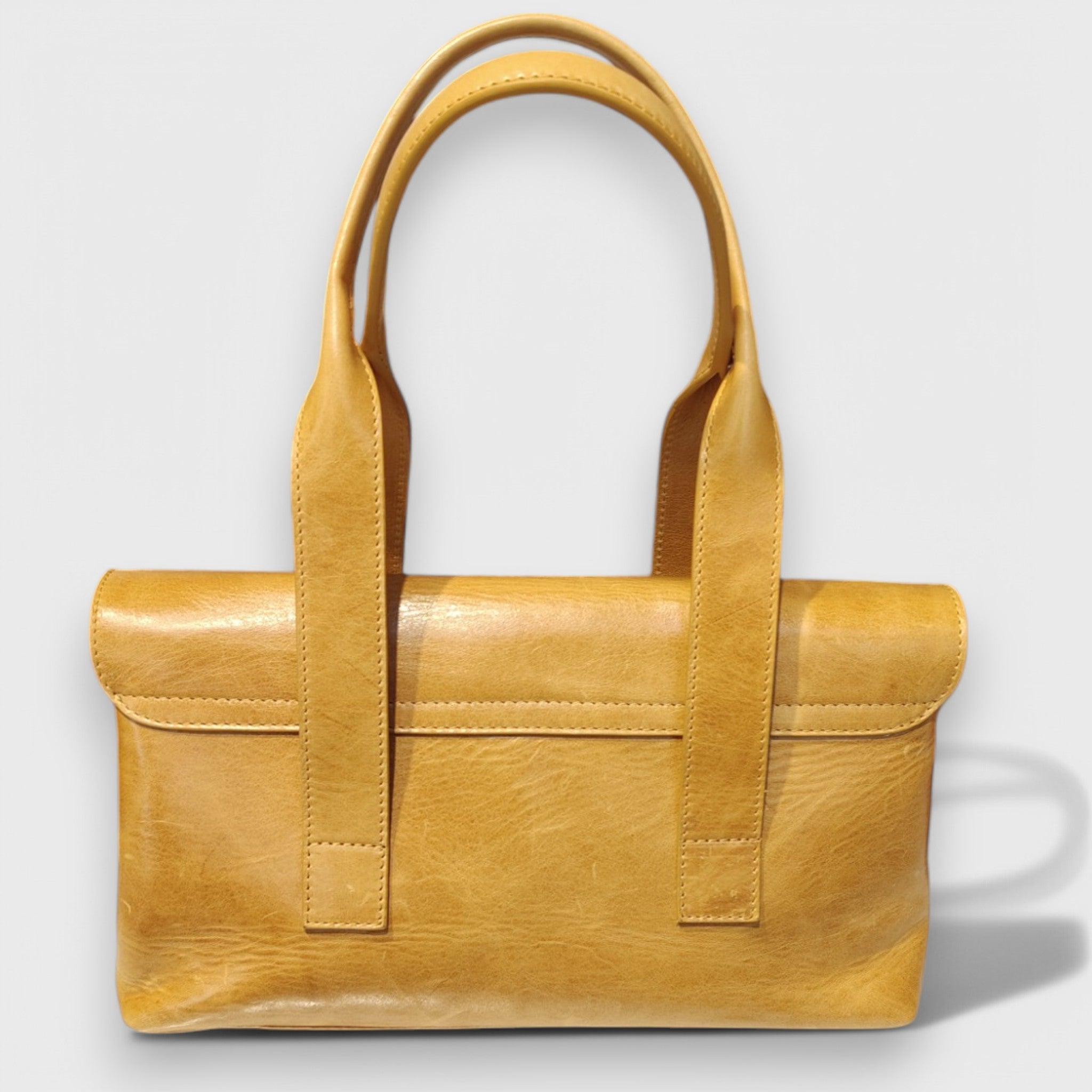Pelletteria Pelle Nuda Milano, Artigianato Italiano, Vera pelle, Negozio Borse donna, Chiara piccola giallo