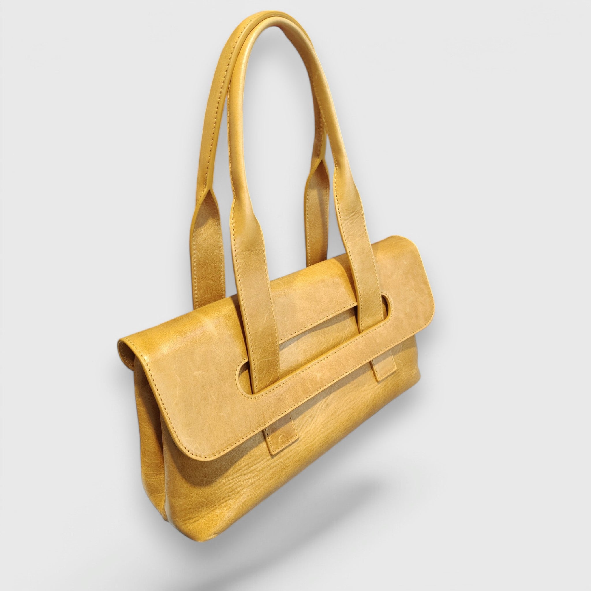 Pelletteria Pelle Nuda Milano, Artigianato Italiano, Vera pelle, Negozio Borse donna, Chiara piccola giallo
