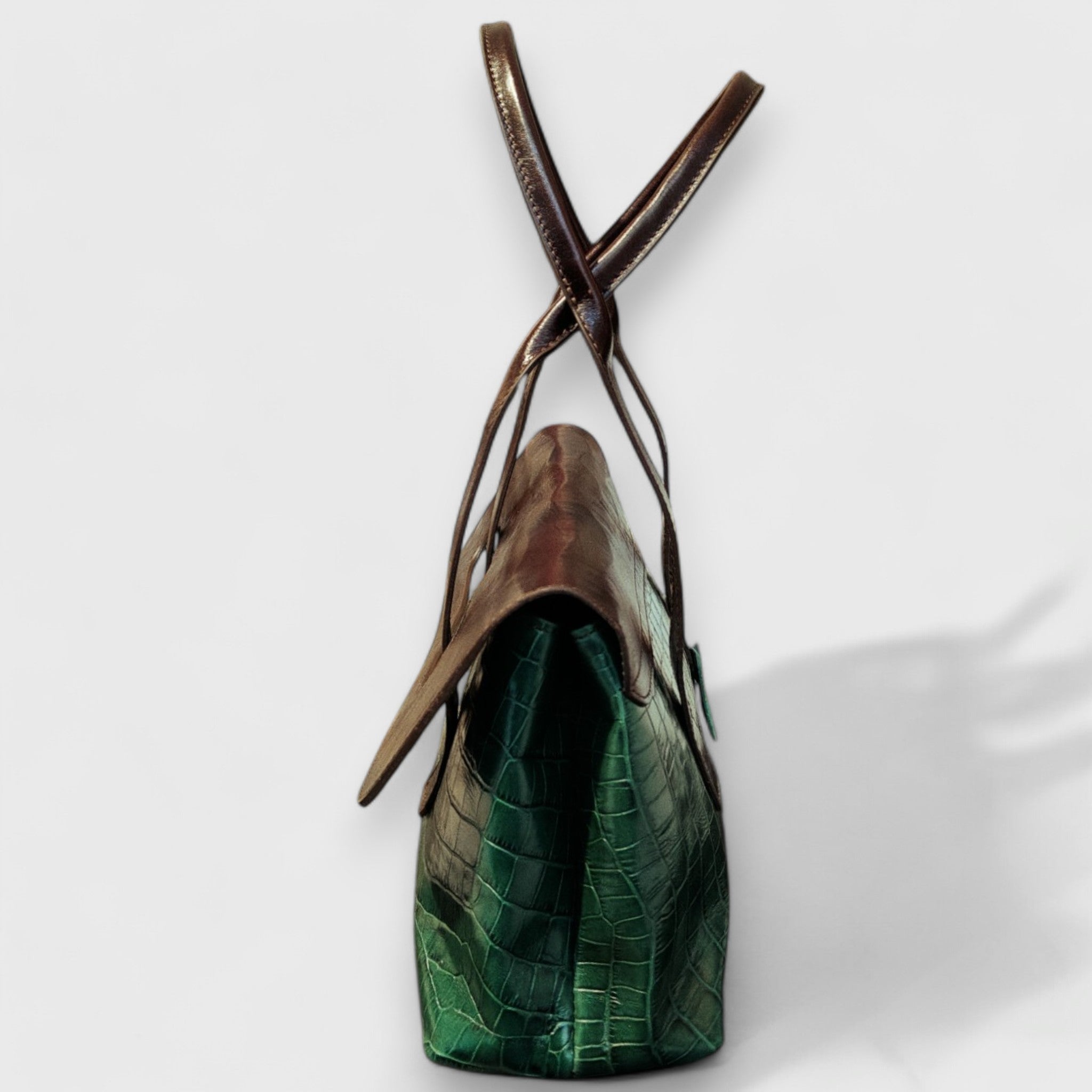 Pelletteria pelle Nuda Milano, Artigianato italiano, vera pelle, Chiara piccola verde