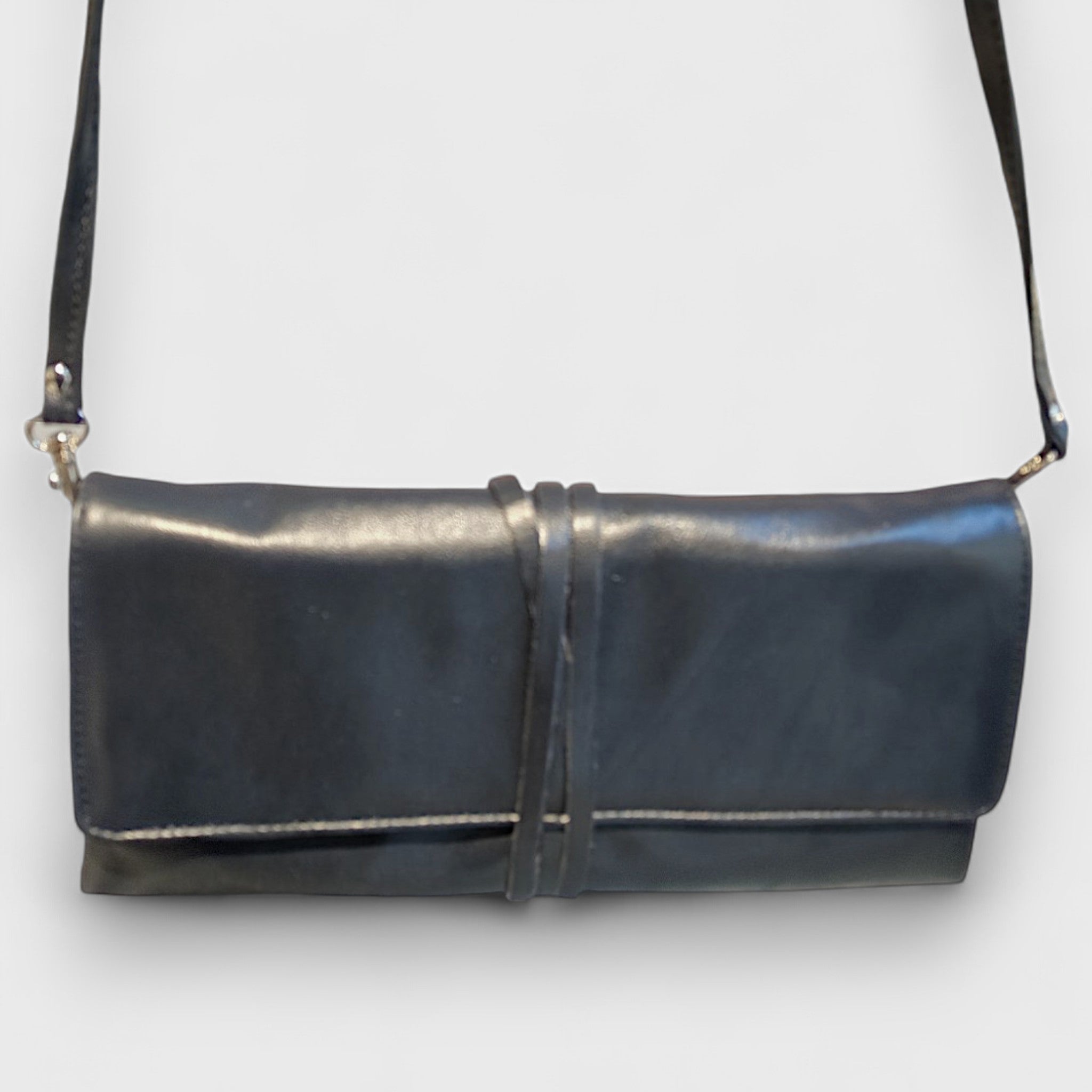 Pelletteria Pelle Nuda Milano, Artigianato Italiano, vera pelle, borsa donna, Clutch nero lucido