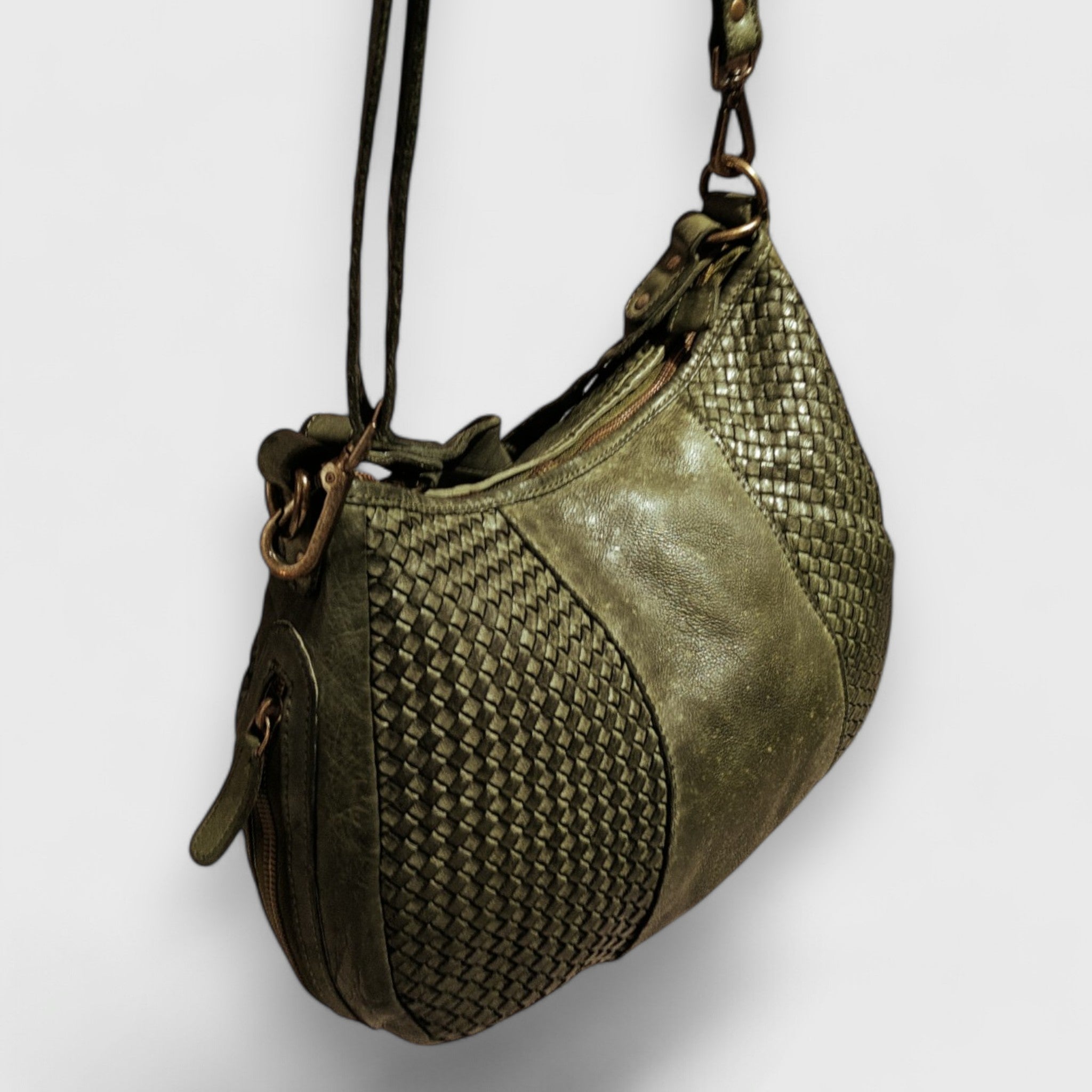 Pelletteria Pelle Nuda Milano, Artigianato italiano, vera pelle, Borsa donna, Corinna verde