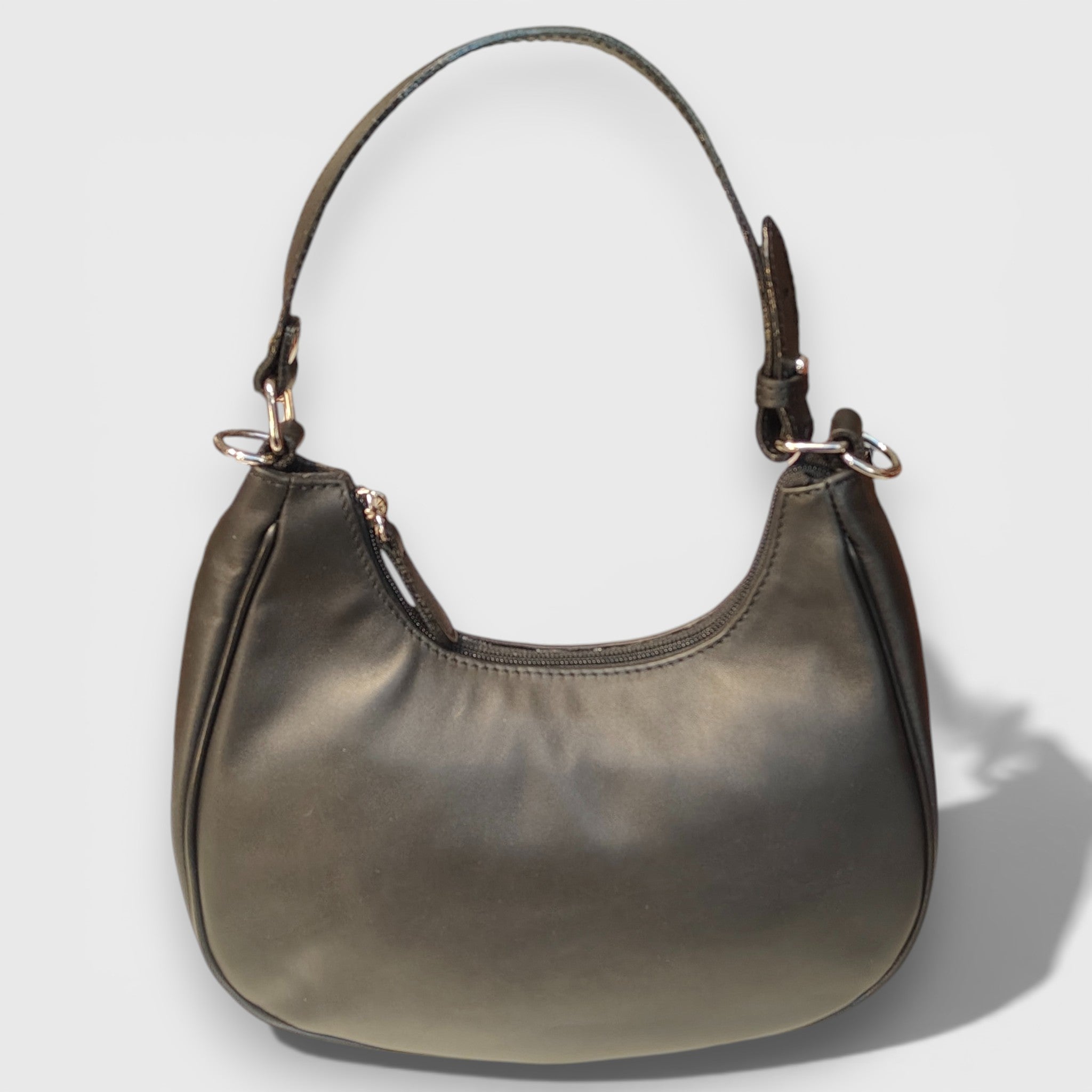 Pelletteria Pelle Nuda Milano, Artigianato Italiano, Vera pelle, Negozio borse donna, Dalila in pelle nera