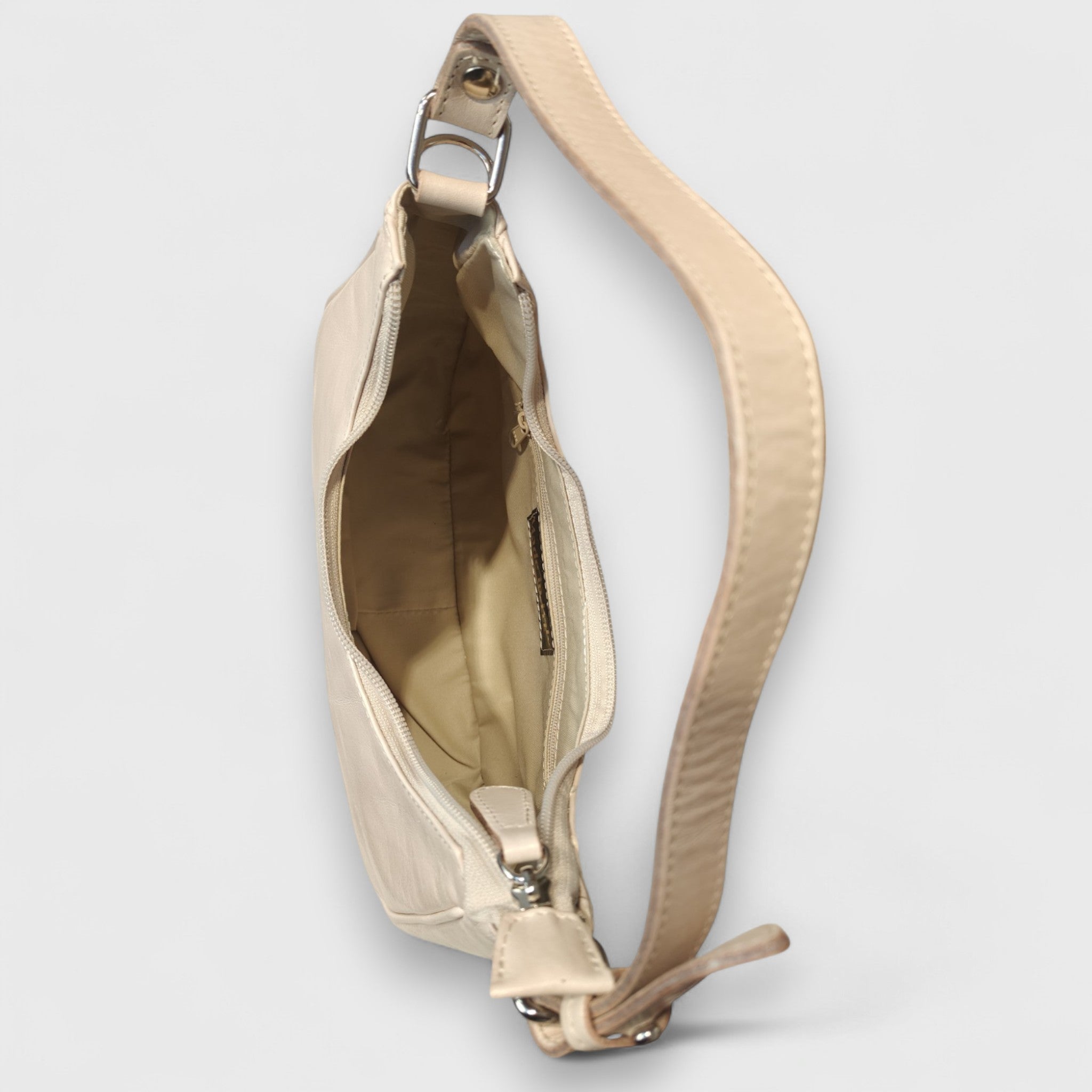 Pelletteria Pelle Nuda Milano, Artigianato Italiano, Vera pelle, Negozio borse donna, Dalila rosa