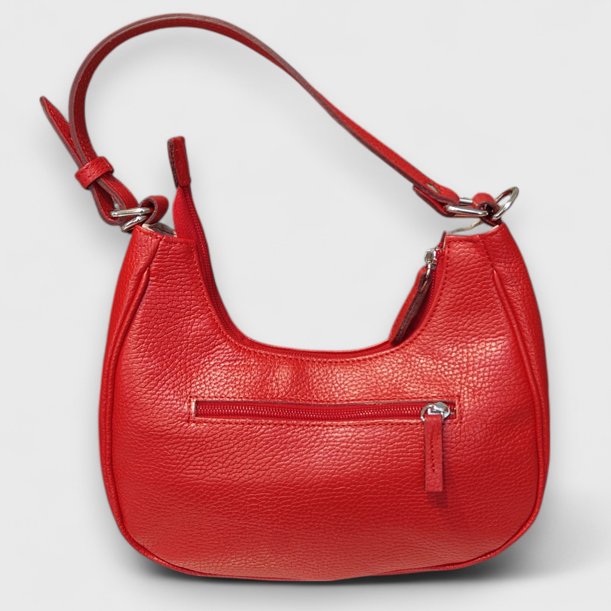 Pelletteria Pelle Nuda Milano, Artigianato Italiano, Vera pelle, Negozio borse donna, Dalila rosso