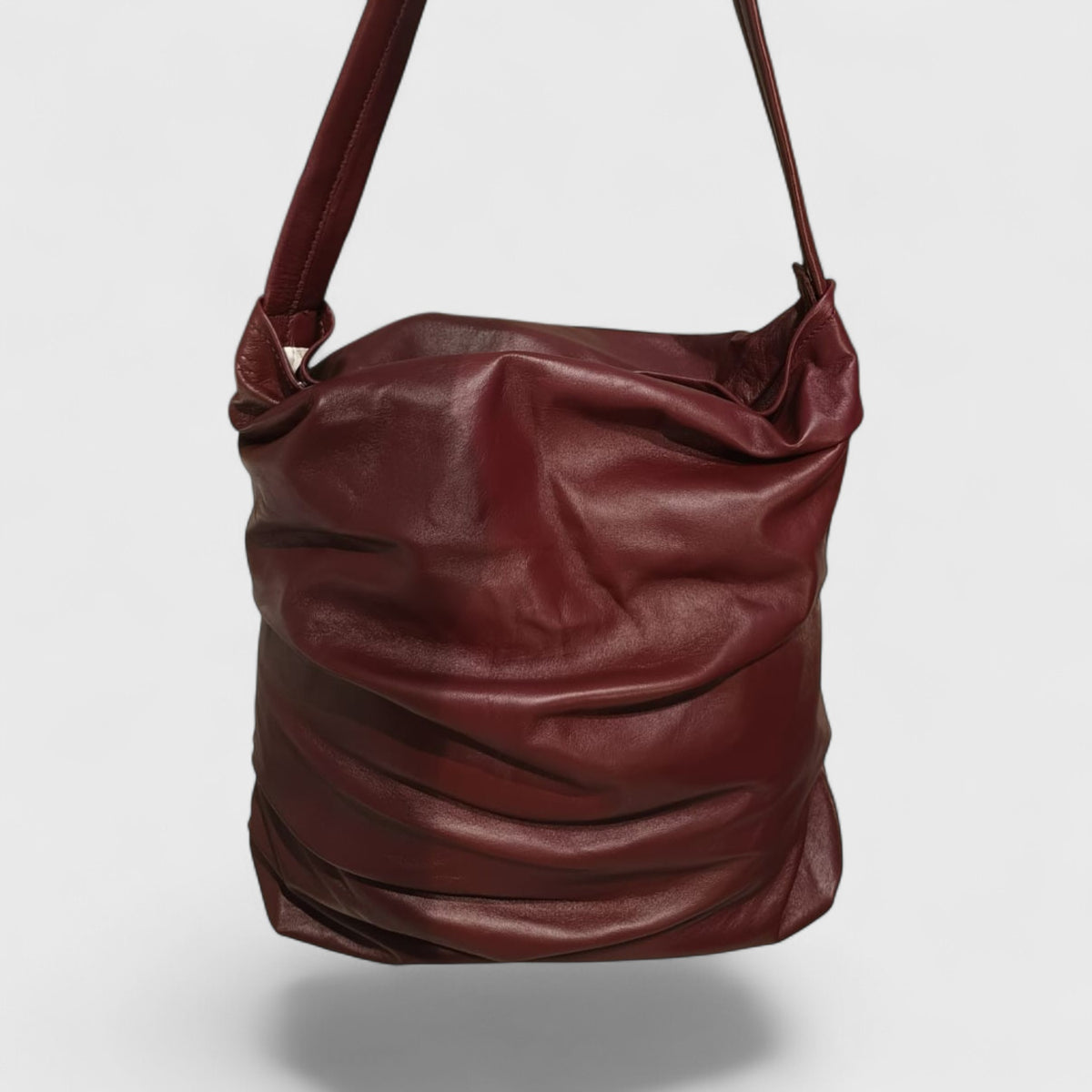 Pelletteria Pelle Nuda Milano, Vera Pelle Italiana, Negozio borse donna, Elettra bordeaux