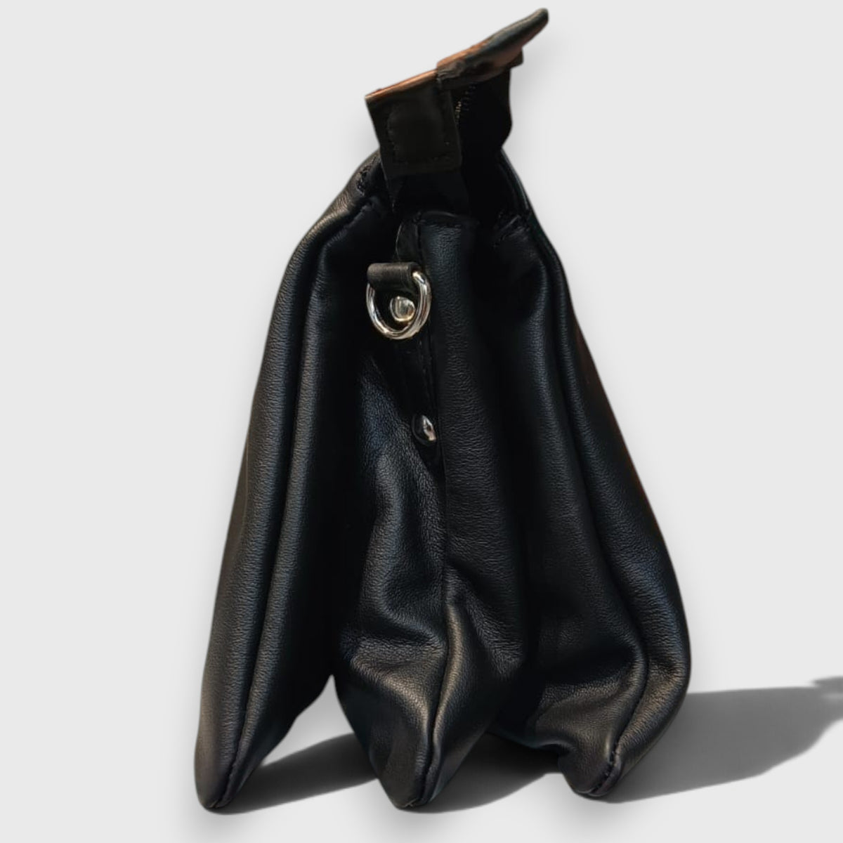 Pelletteria Pelle Nuda Milano, Vera pelle Italiana, Negozio borse donna, Federica nero