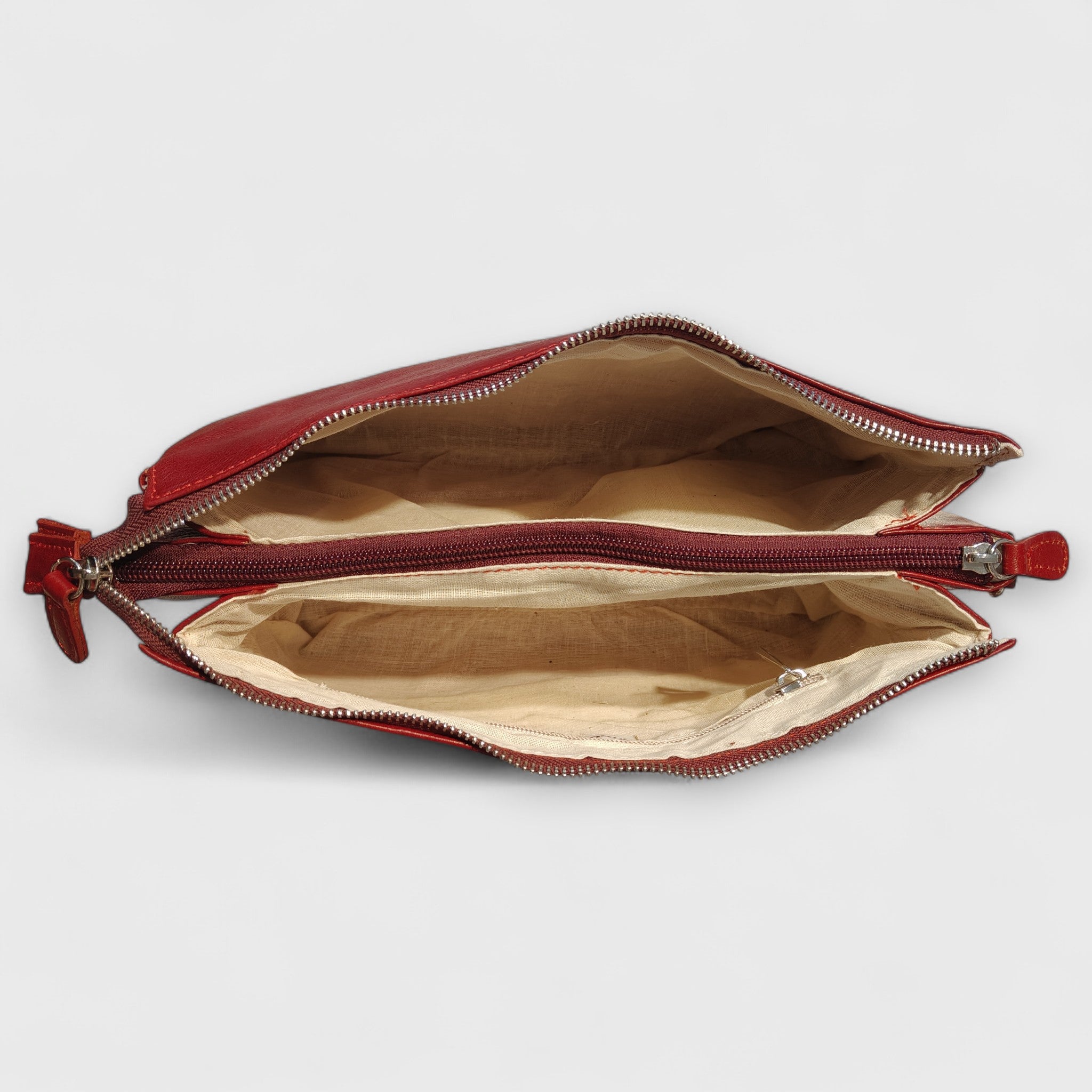 Pelletteria Pelle Nuda Milano, Artigianato Italiano, Vera pelle, Negozio borse donna, Federica rosso scuro