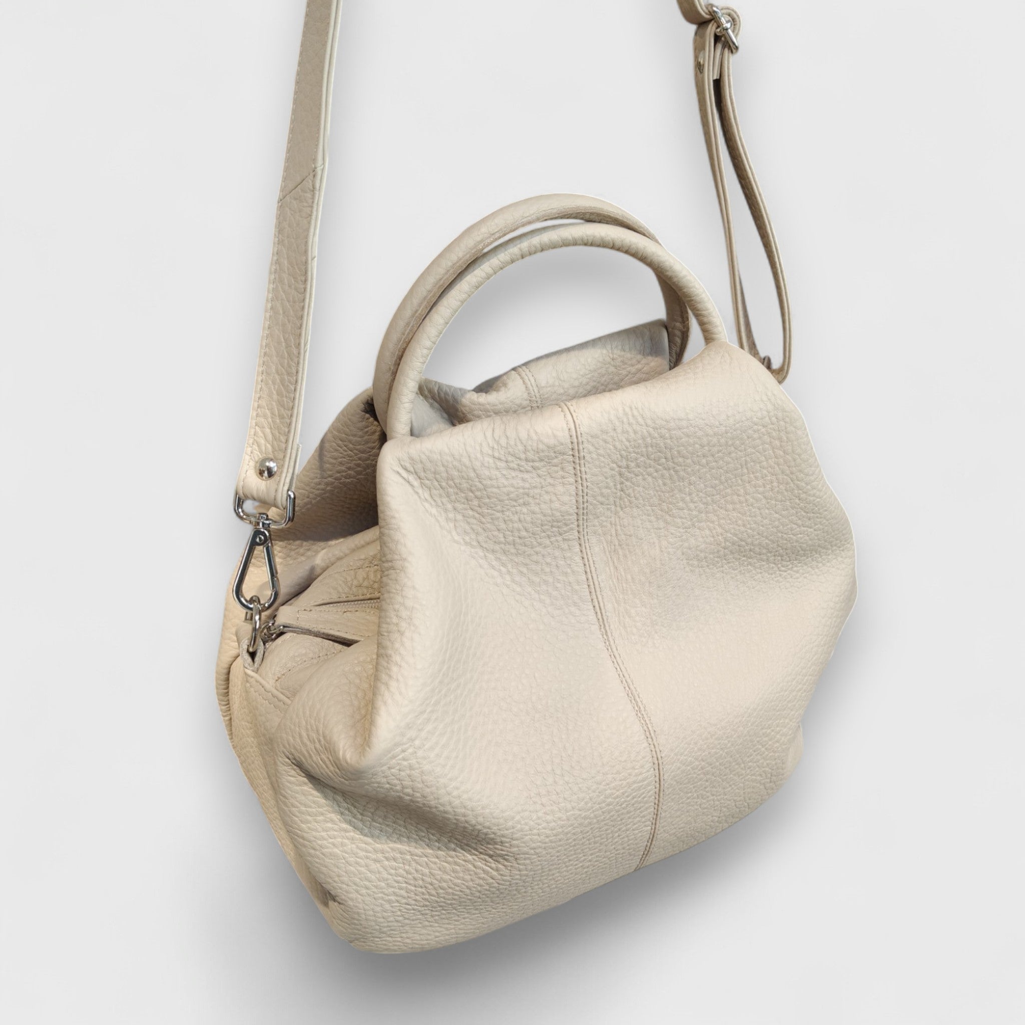 Pelletteria Pelle Nuda Milano, Artigianato Italiano, Vera Pelle, Negozio borse donna, Frida grigio