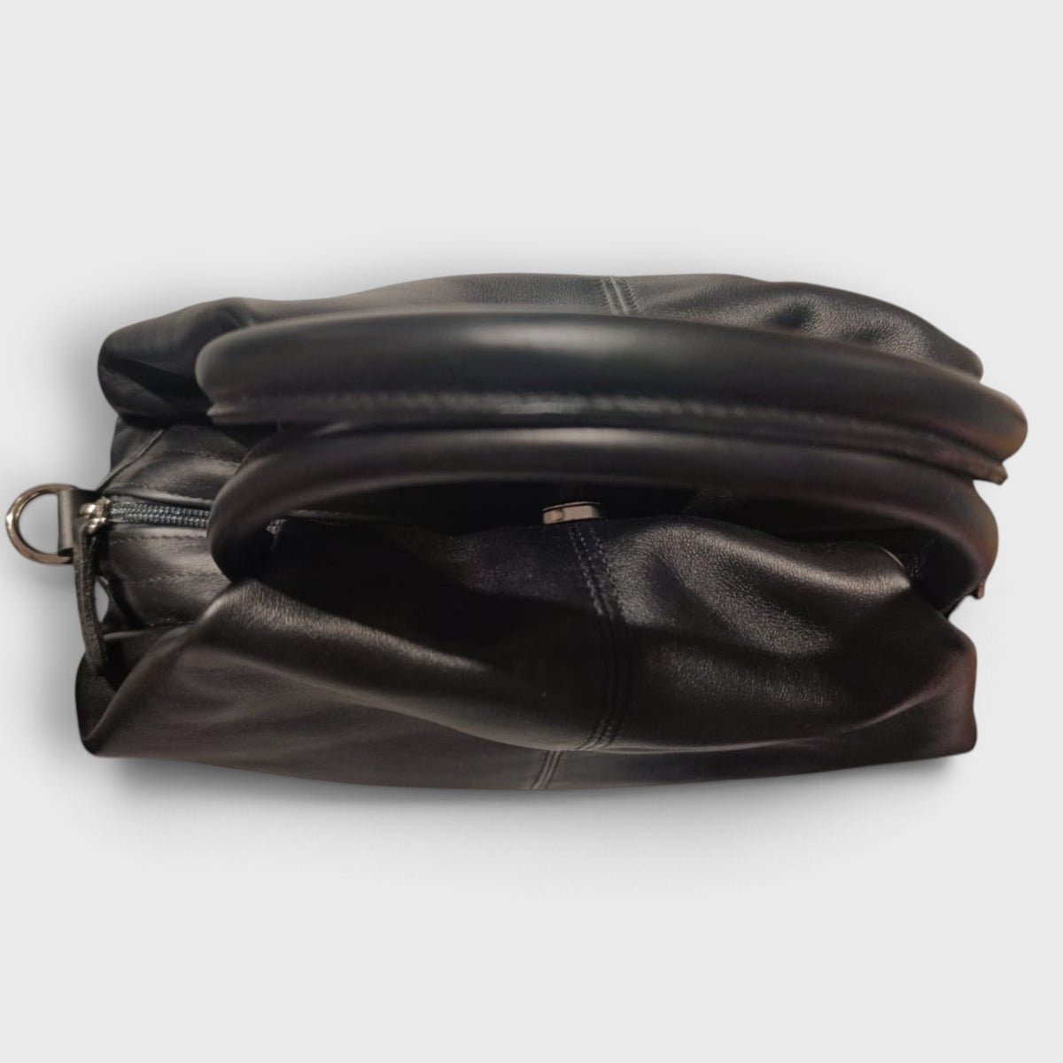 Pelletteria Pelle Nuda Milano, Vera pelle italiana, Negozio borse donna, Artigianato italiano, Frida nera