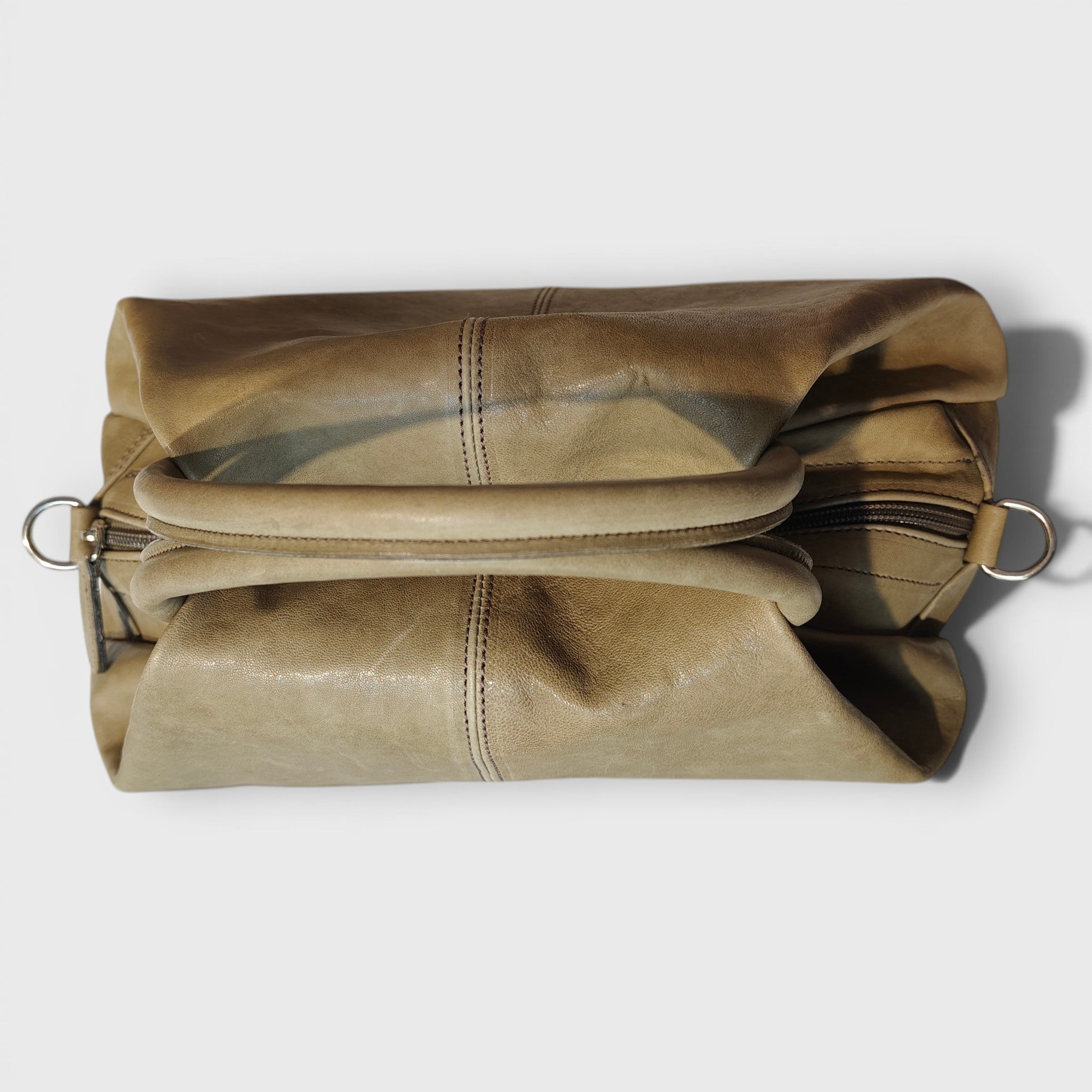 Pelletteria Pelle Nuda Milano, Vera pelle Italiana, Negozio borse donna, Frida verde salvia