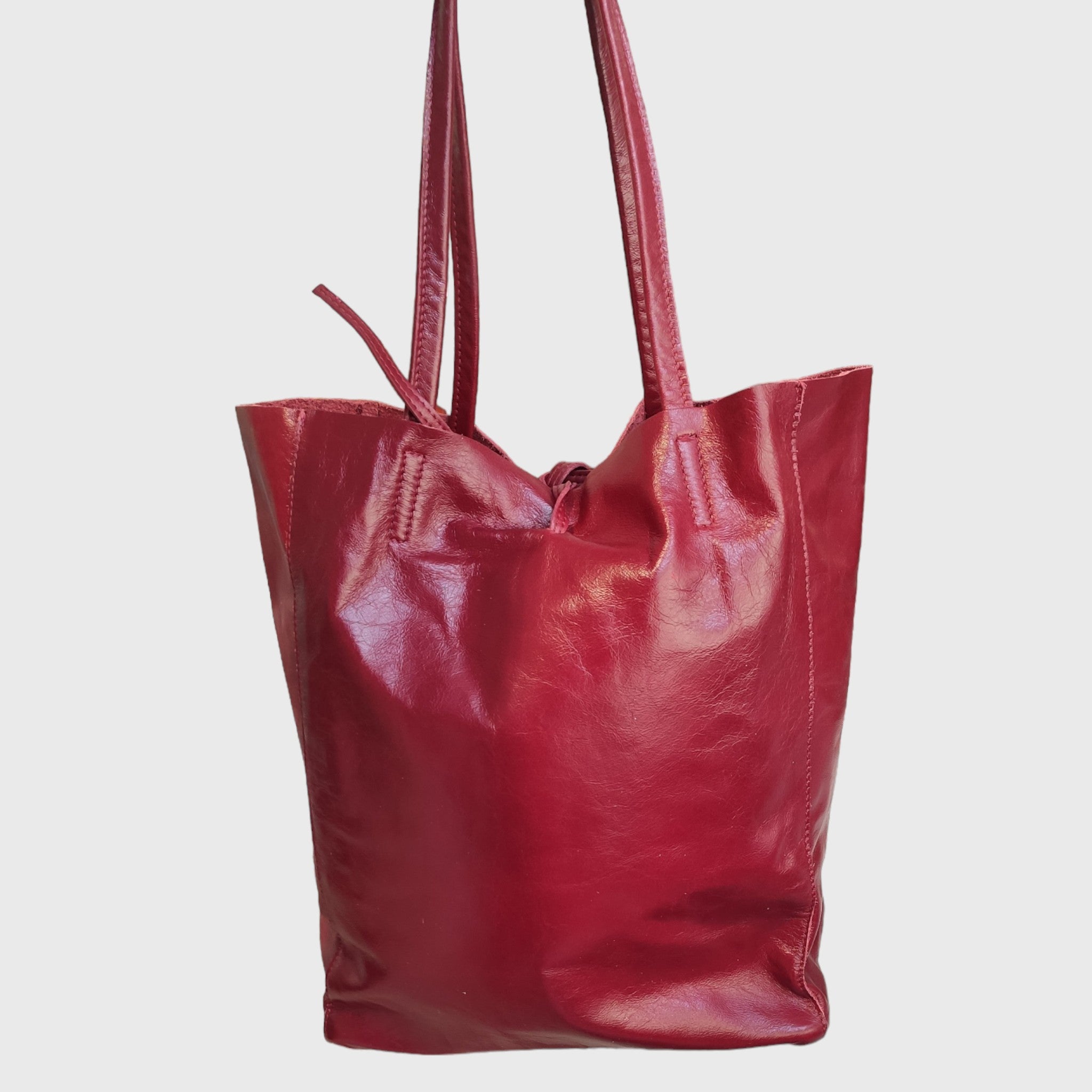 Pelletteria Pelle Nuda Milano, Vera Pelle, Artigianato italiano, borsa donna, Giulia rossa