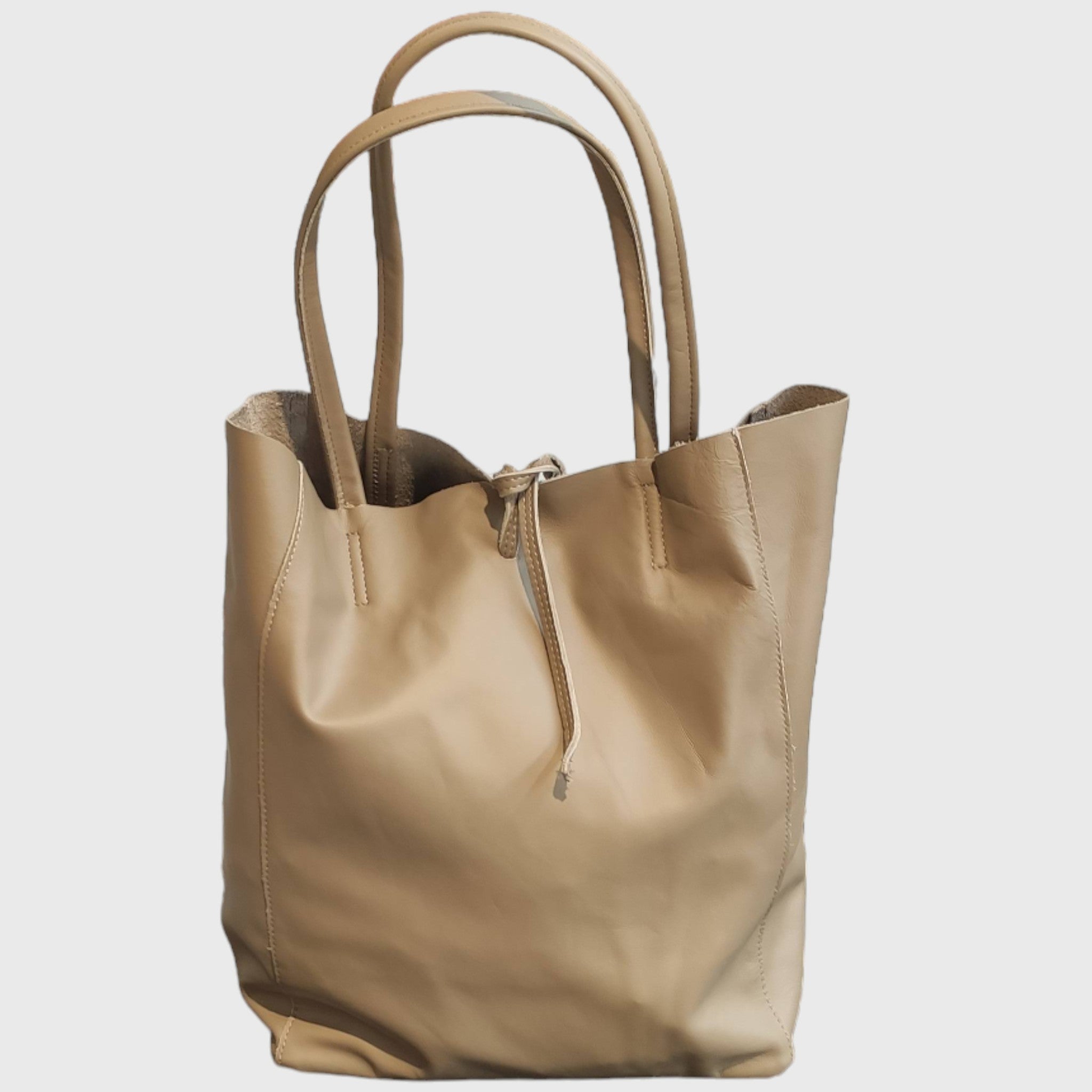 Pelletteria Pelle Nuda Milano, Vera Pelle, Artigianato italiano, borsa donna, Giulia beige