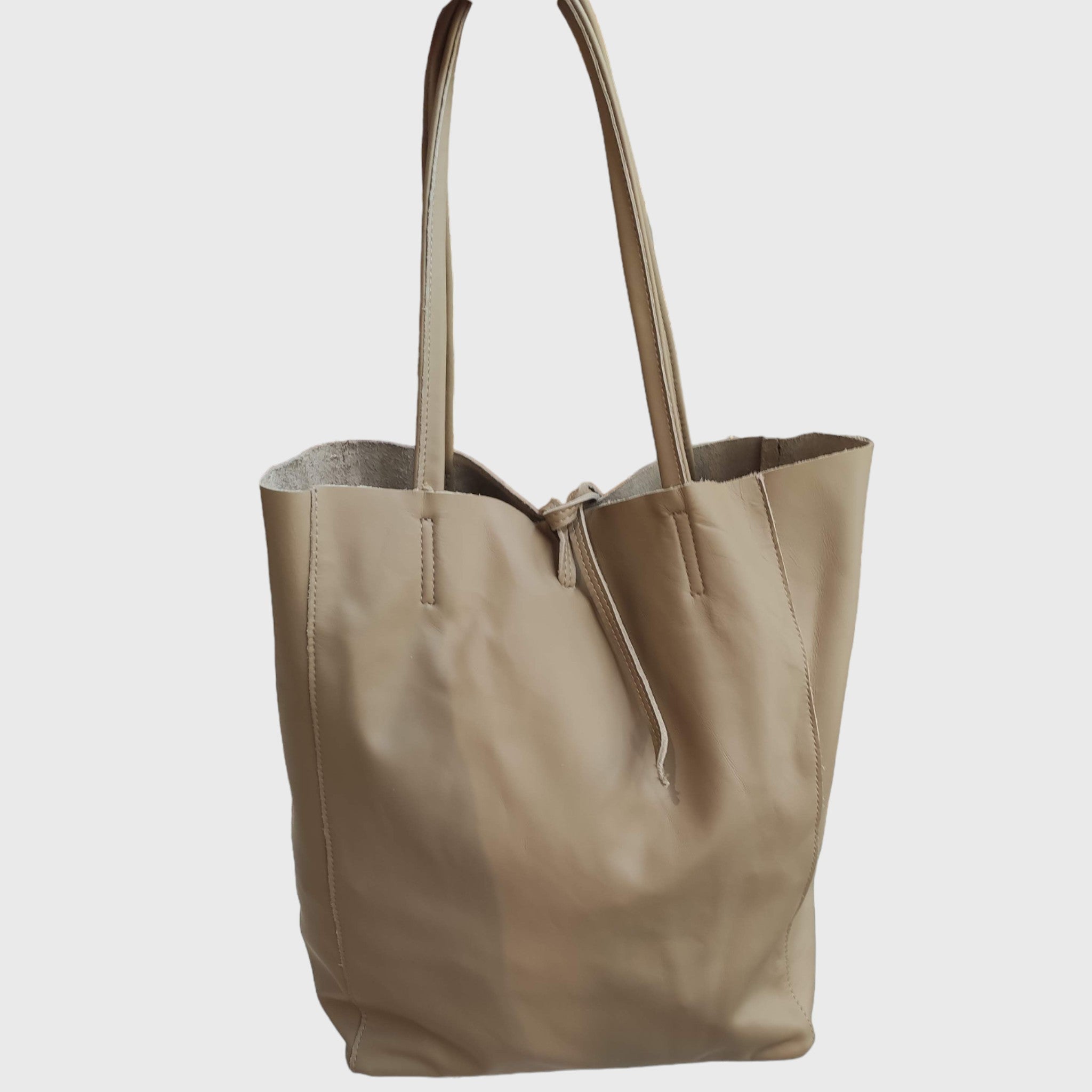 Pelletteria Pelle Nuda Milano, Vera Pelle, Artigianato italiano, borsa donna, Giulia beige