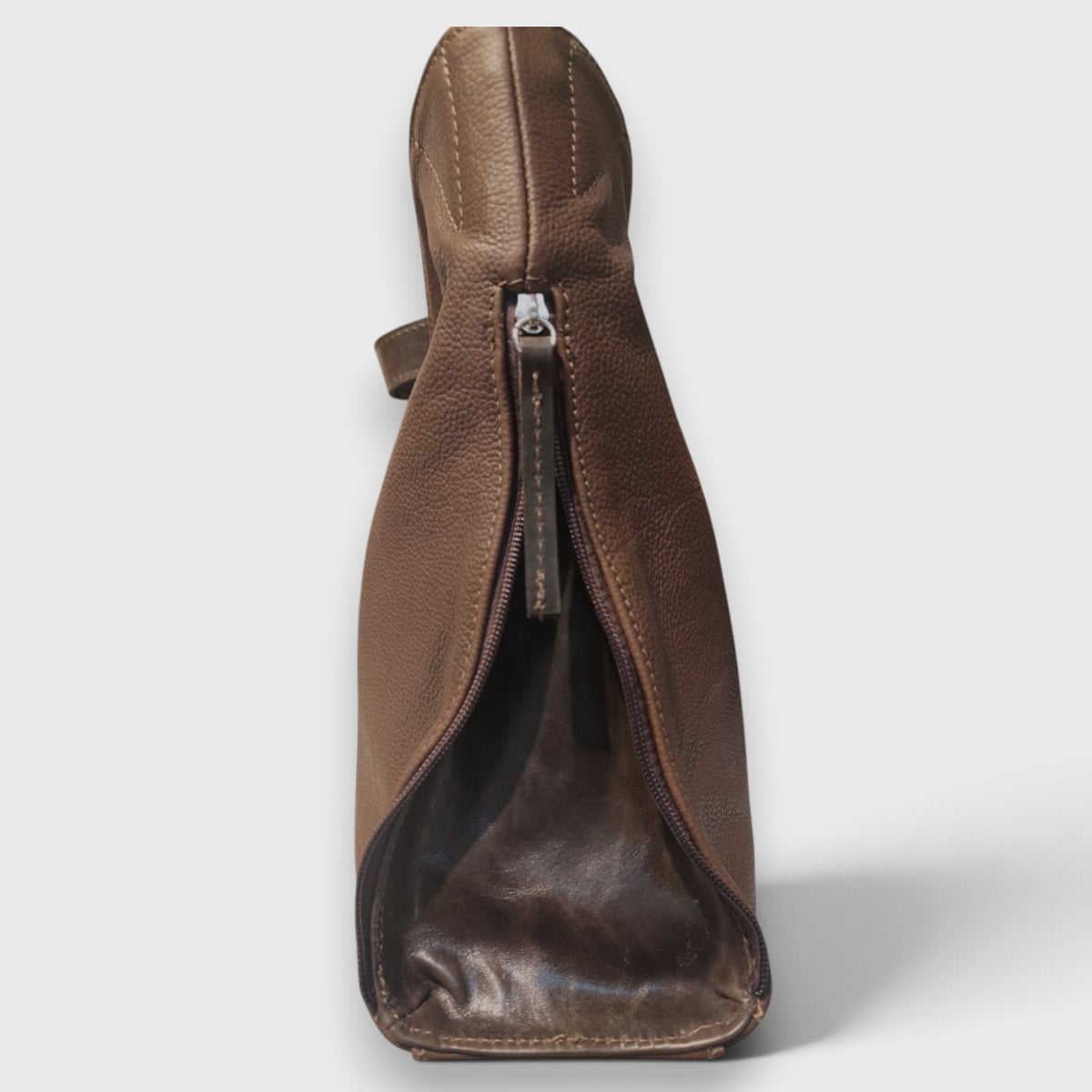 Pelletteria Pelle Nuda Milano, vera pelle italiana, Negozio borse donna, Greta marrone