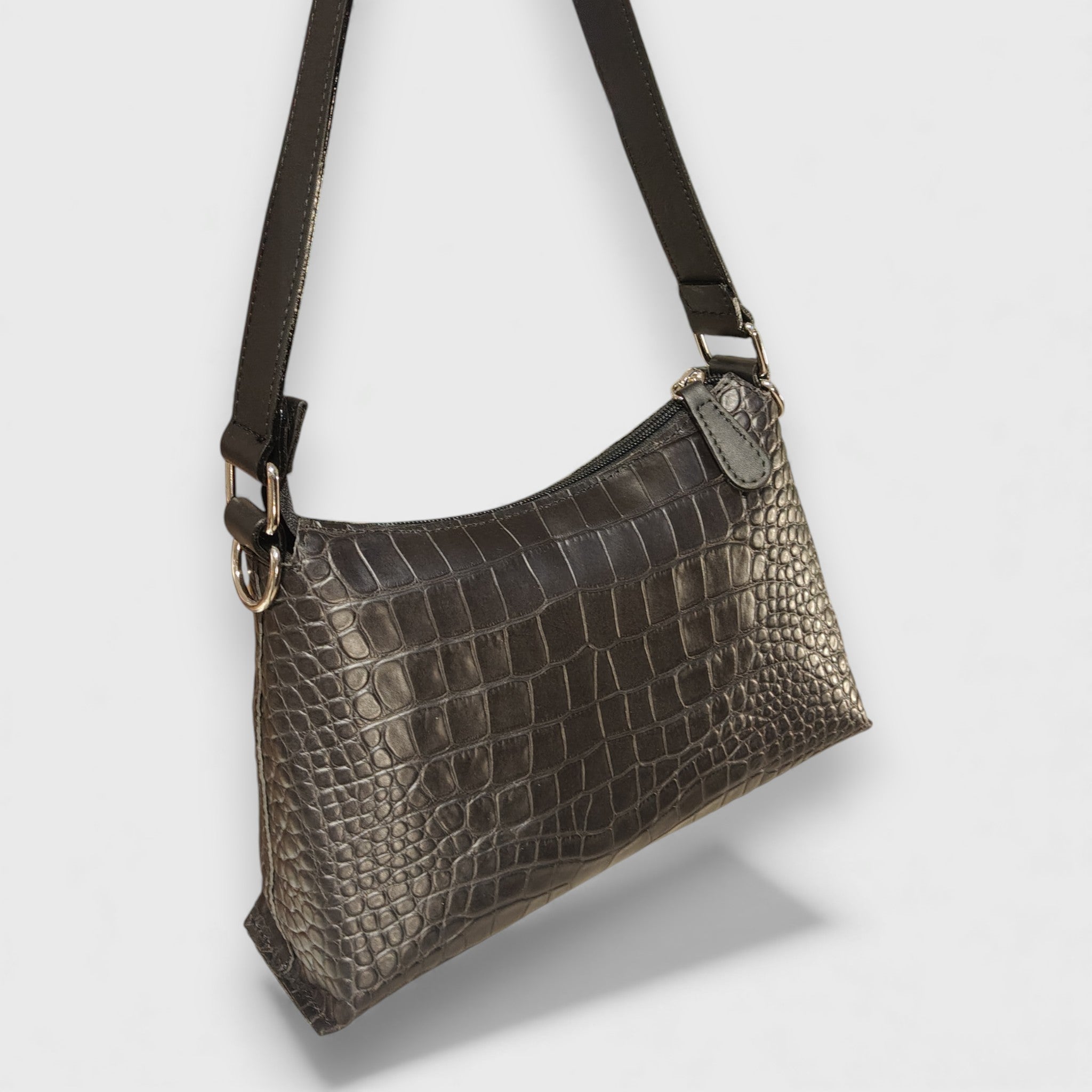 Pelletteria Pelle Nuda Milano, Artigianato Italiano, Vera pelle, Negozio borse donna, Isotta nero cocco