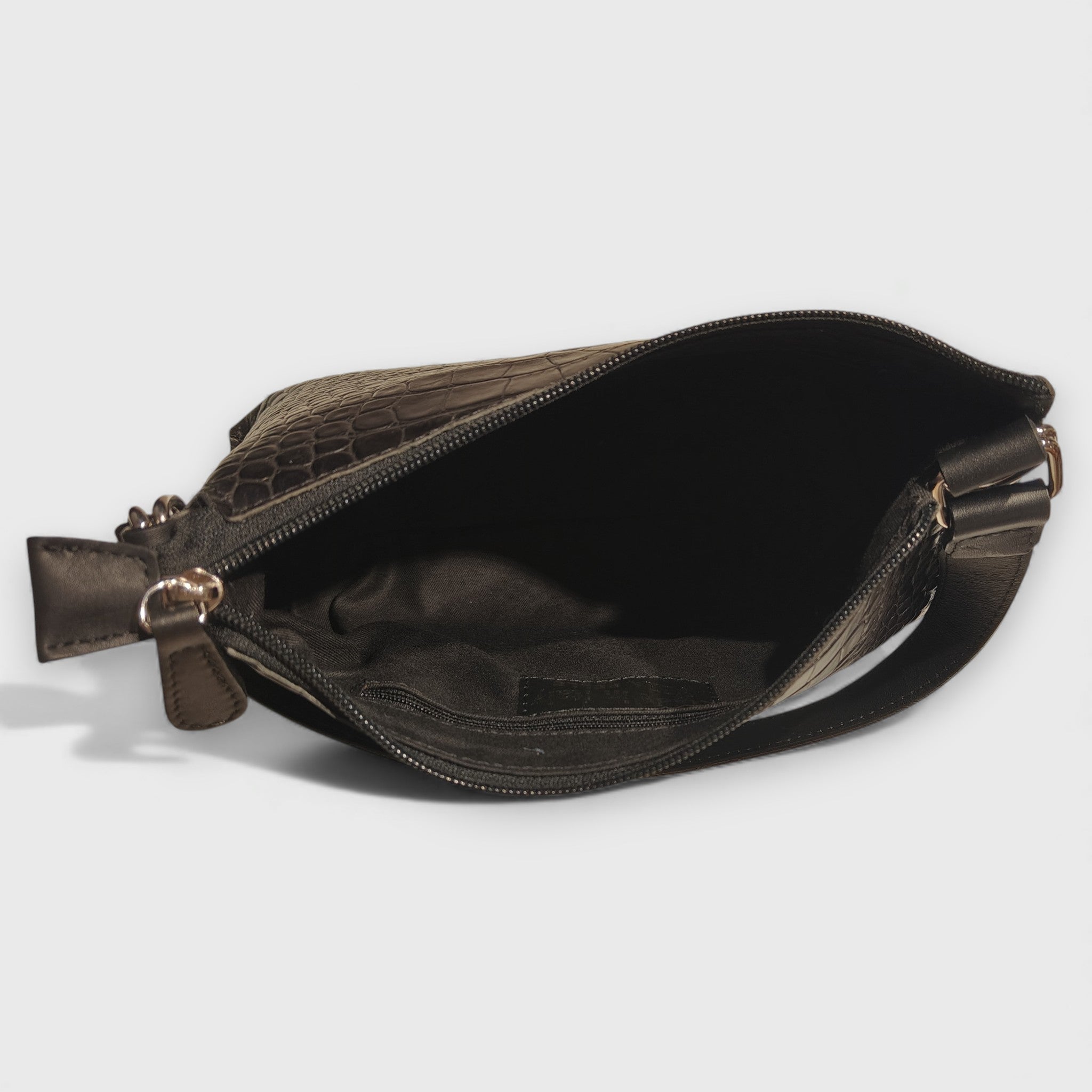 Pelletteria Pelle Nuda Milano, Artigianato Italiano, Vera pelle, Negozio borse donna, Isotta nero cocco