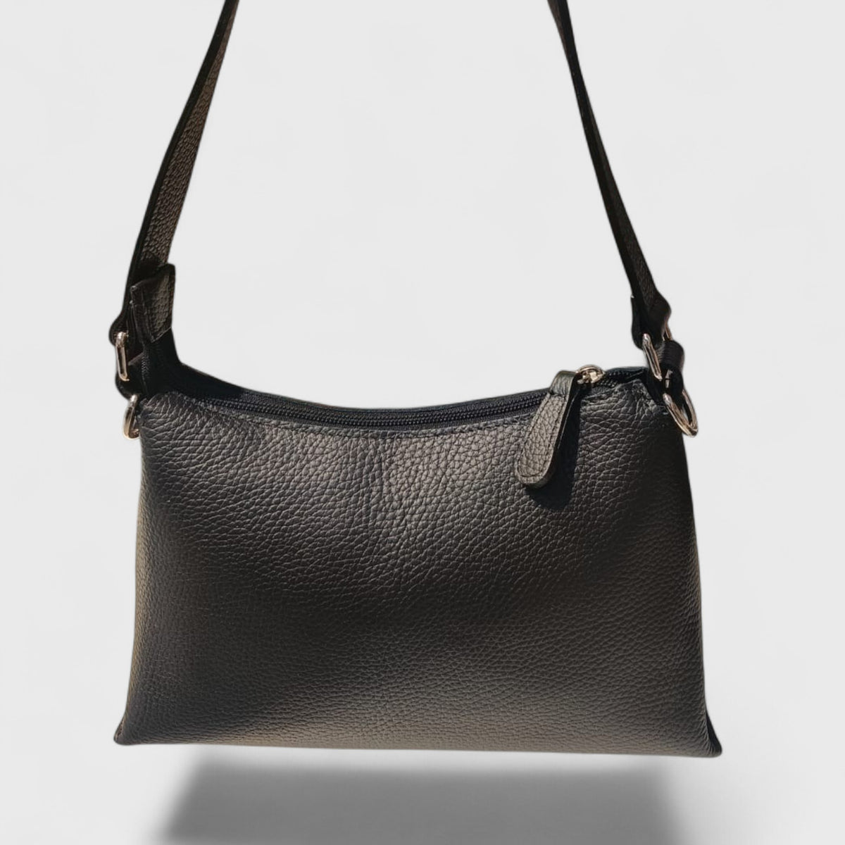 Pelletteria Pelle Nuda Milano, Vera pelle Italiana, Negozio borse donna, Isotta nero